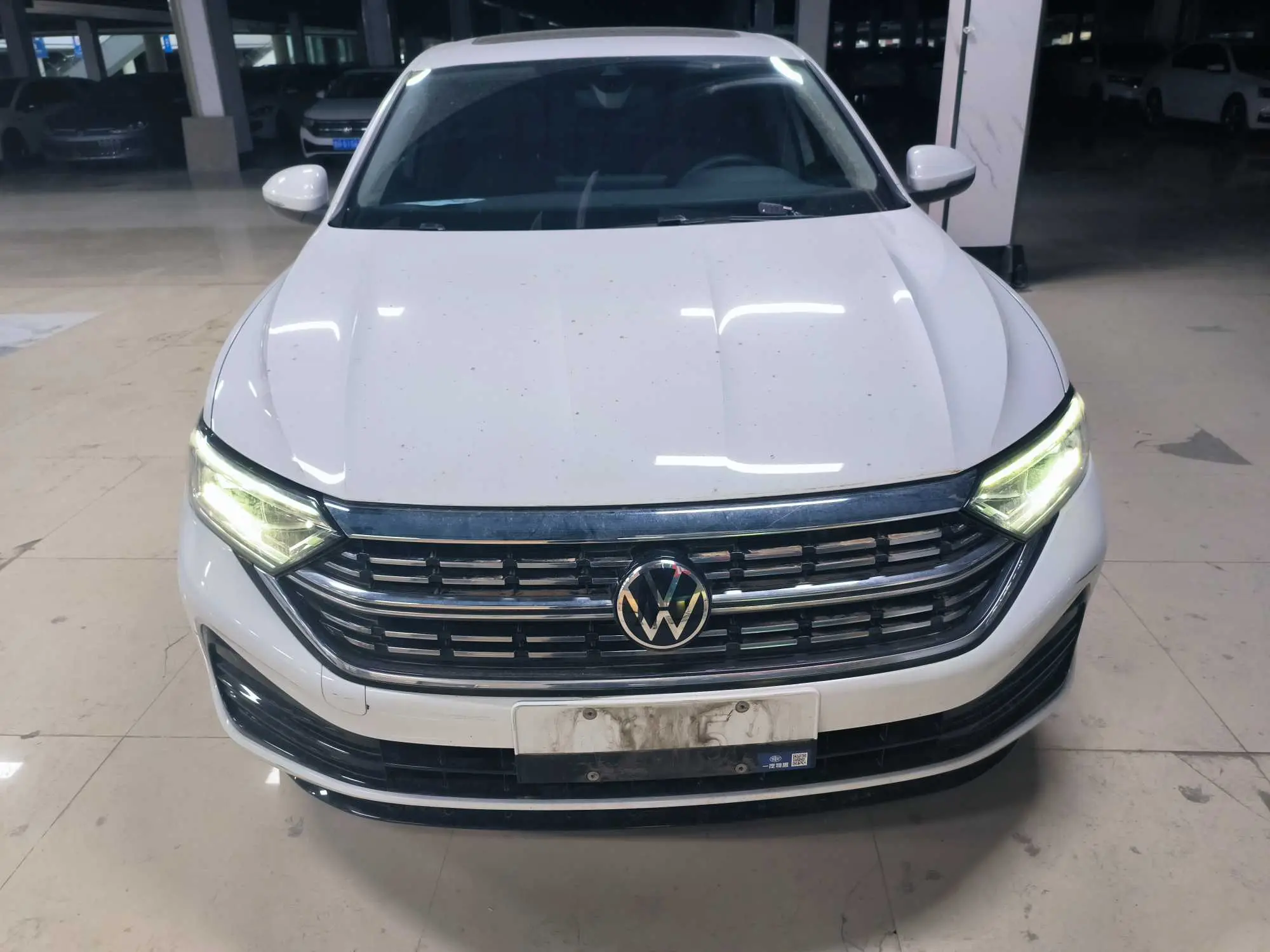 Volkswagen Sagitar