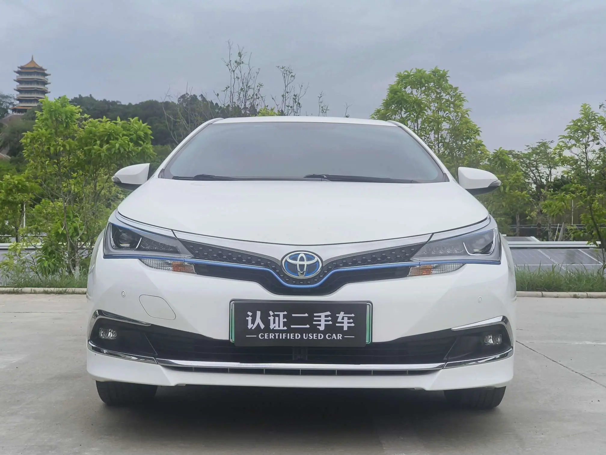 Toyota Corolla Dual Engine E+