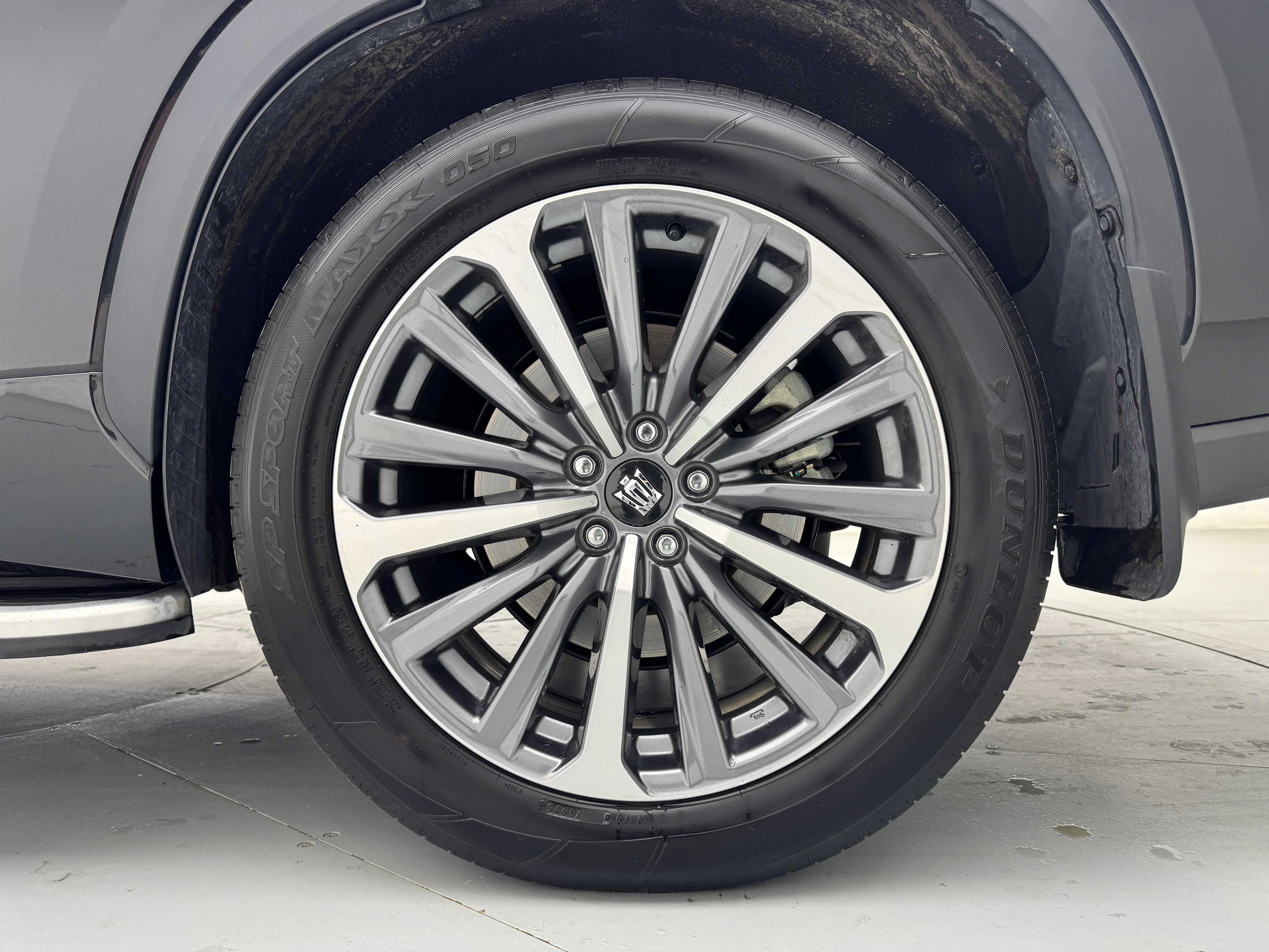 Toyota Crown Kluger