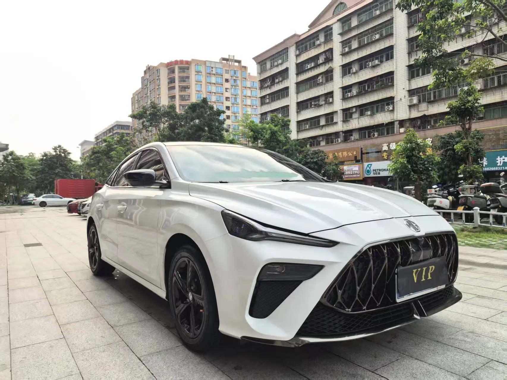 MG 5 Scorpio