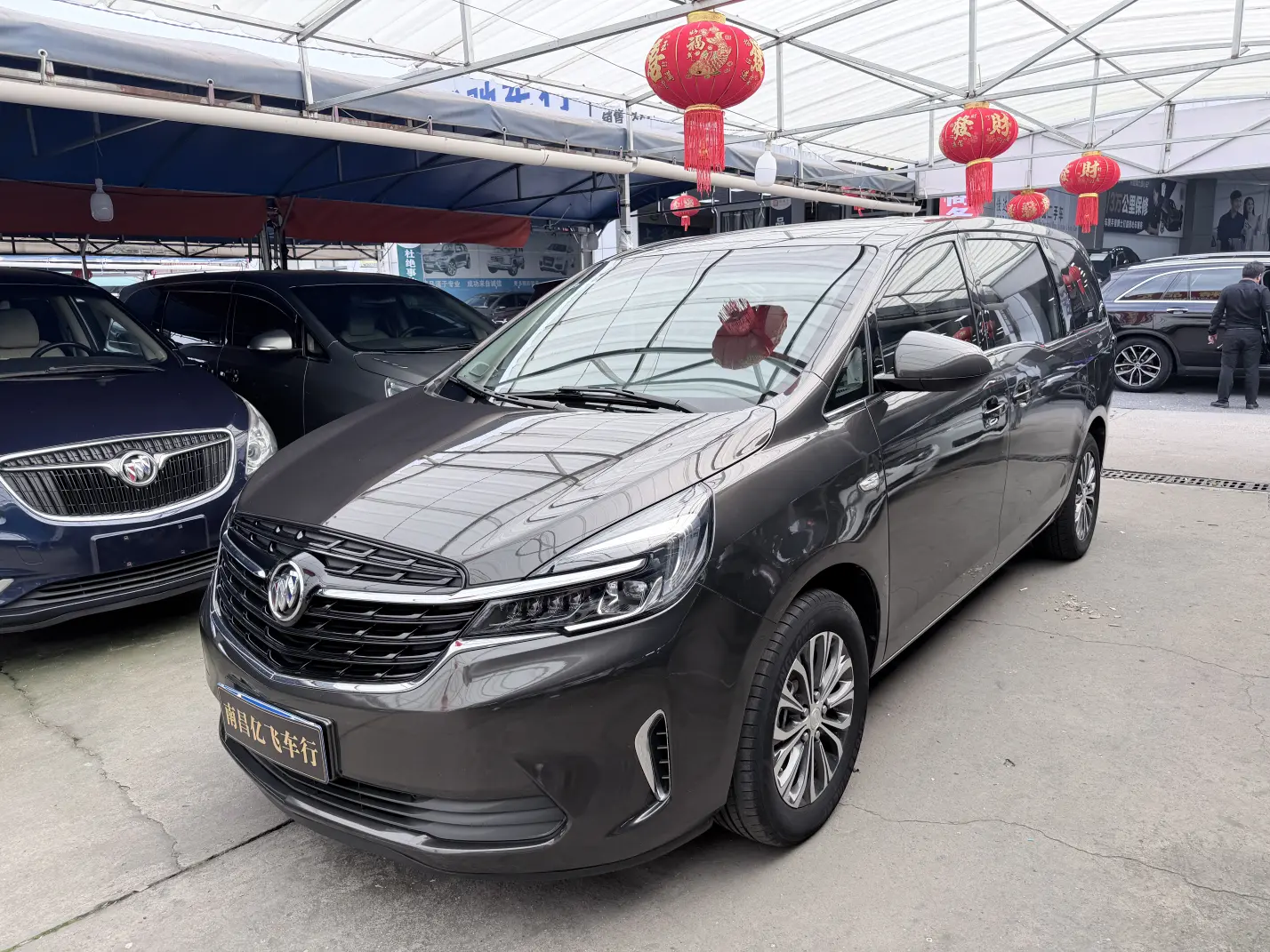 Buick GL8