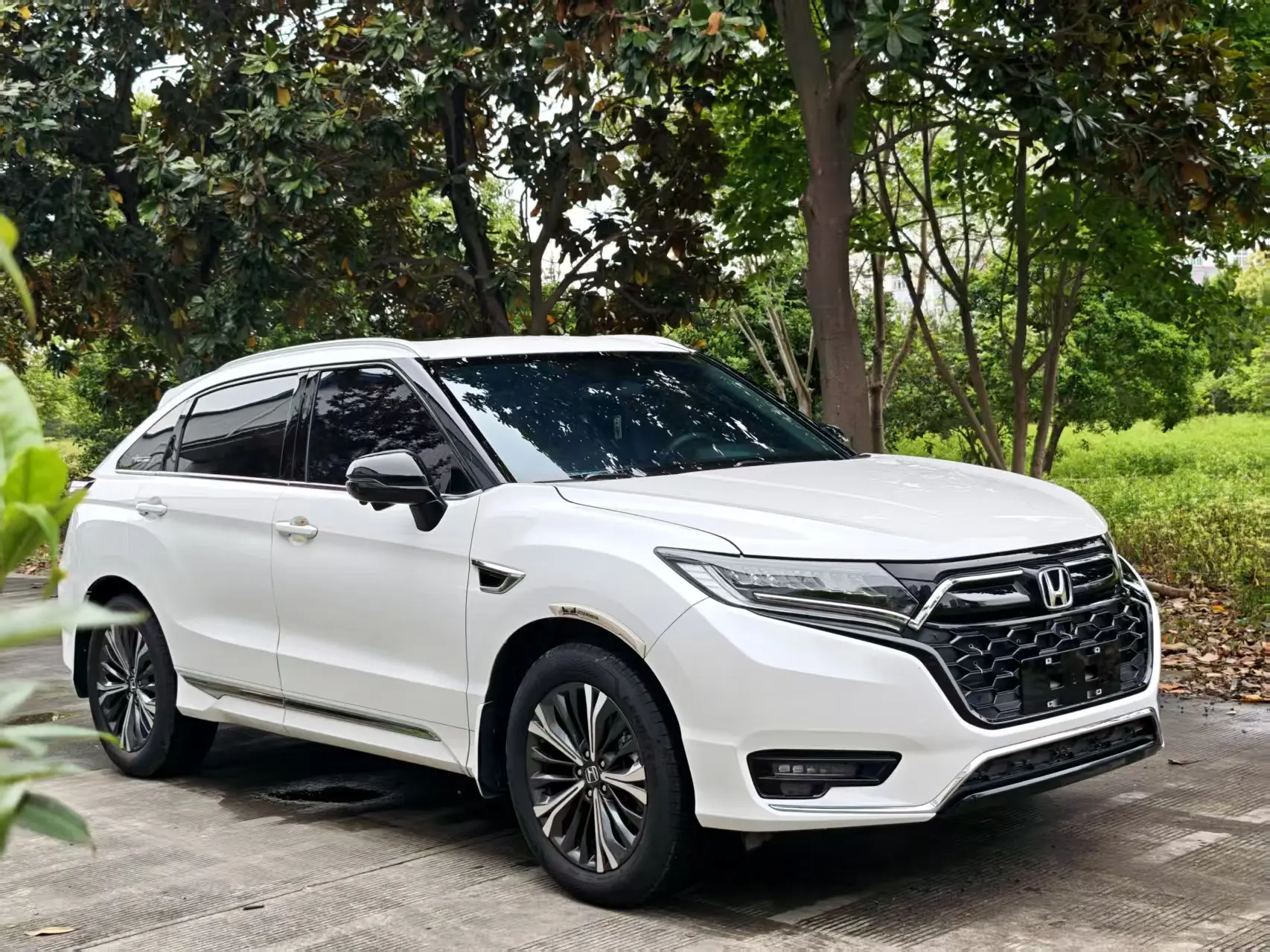 Honda UR-V