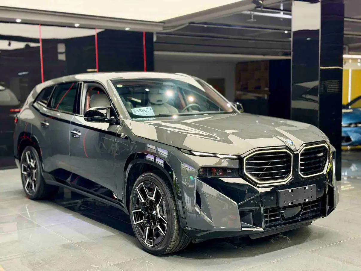 BMW XM