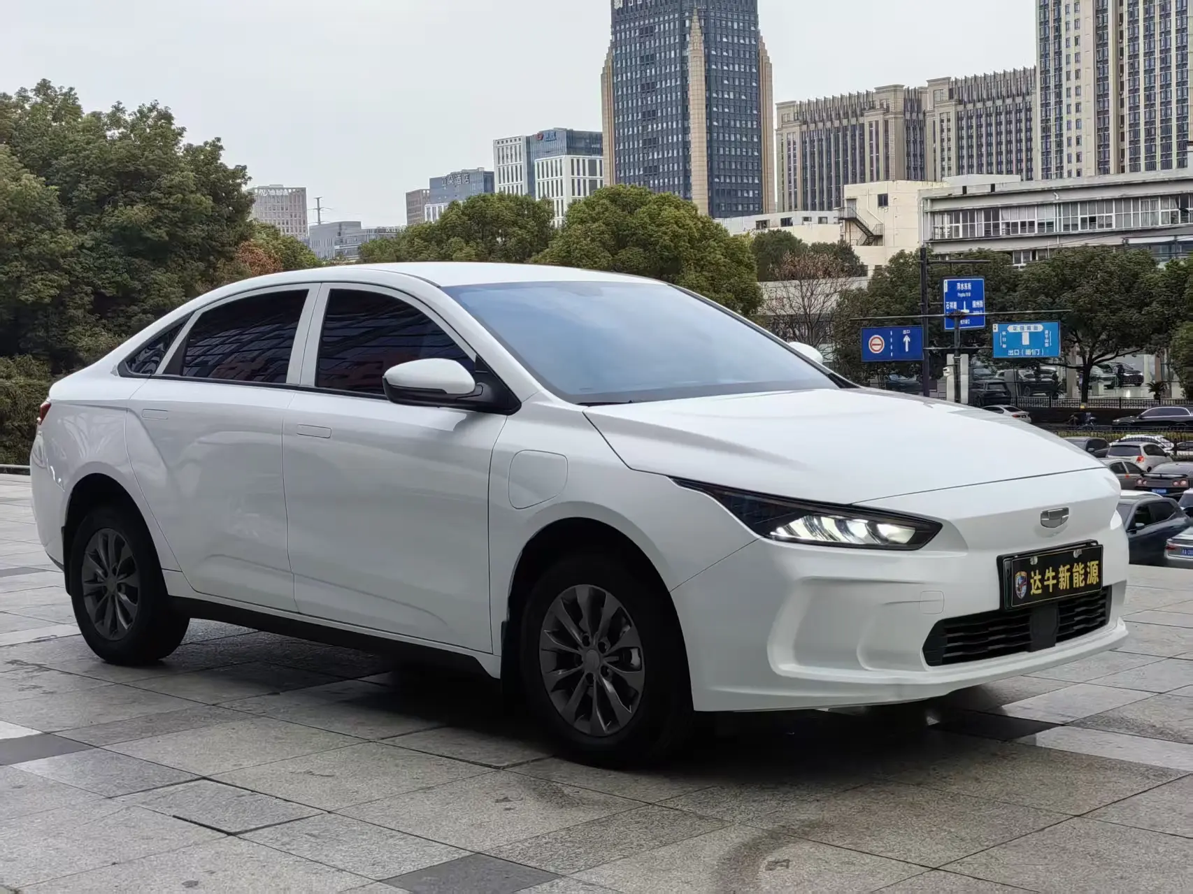 Geely Geometry A