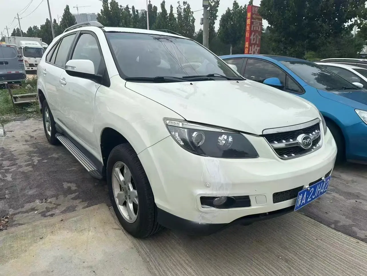 BYD S6