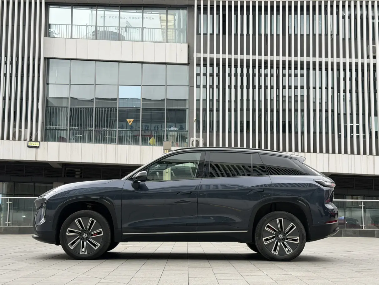 NIO ES7