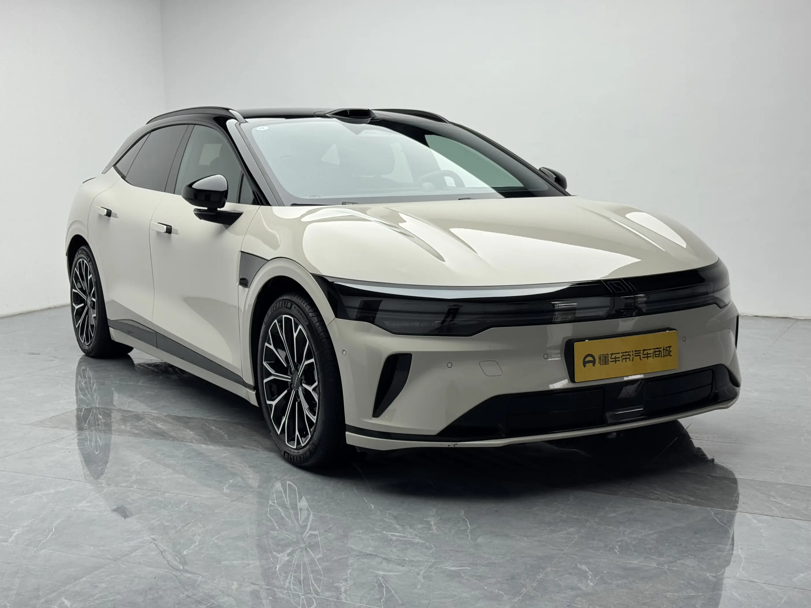 ZEEKR 007GT