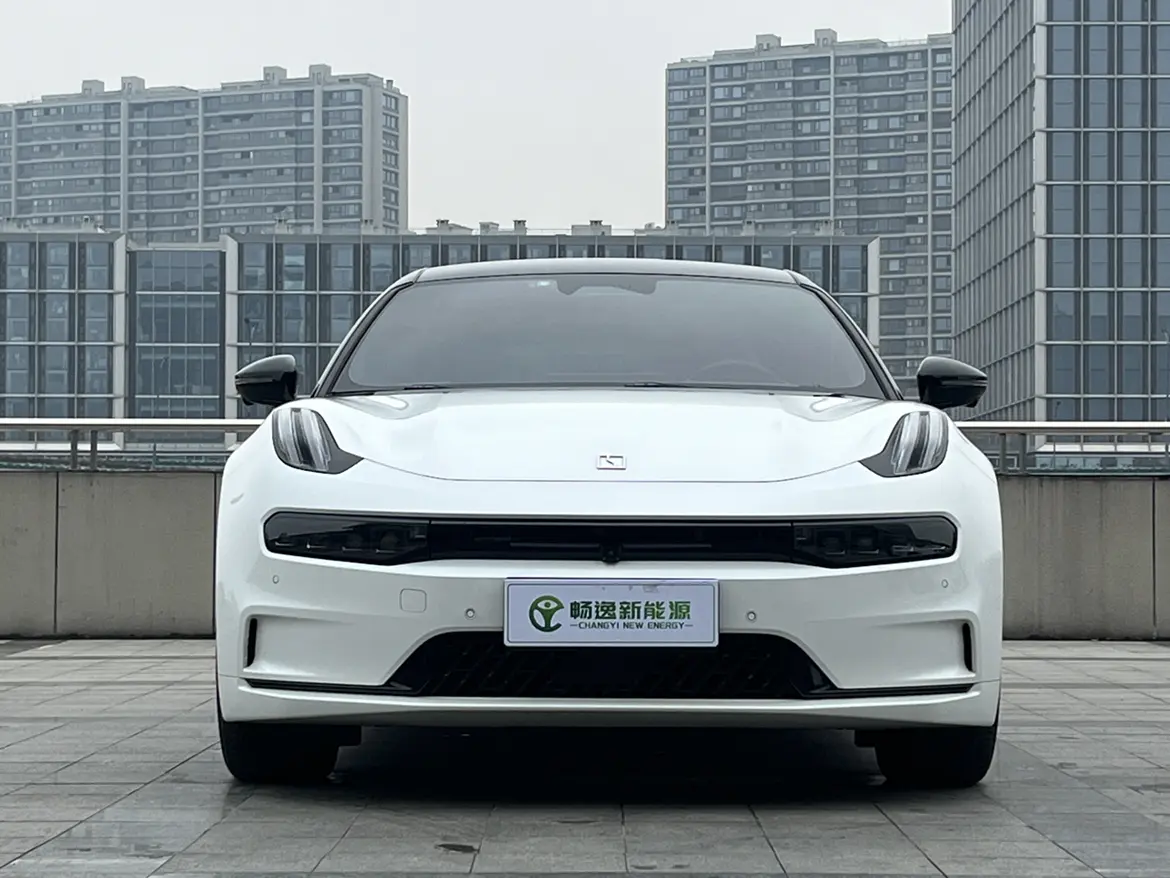 ZEEKR 001