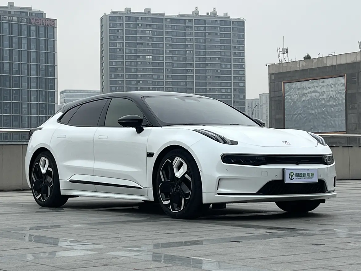 ZEEKR 001