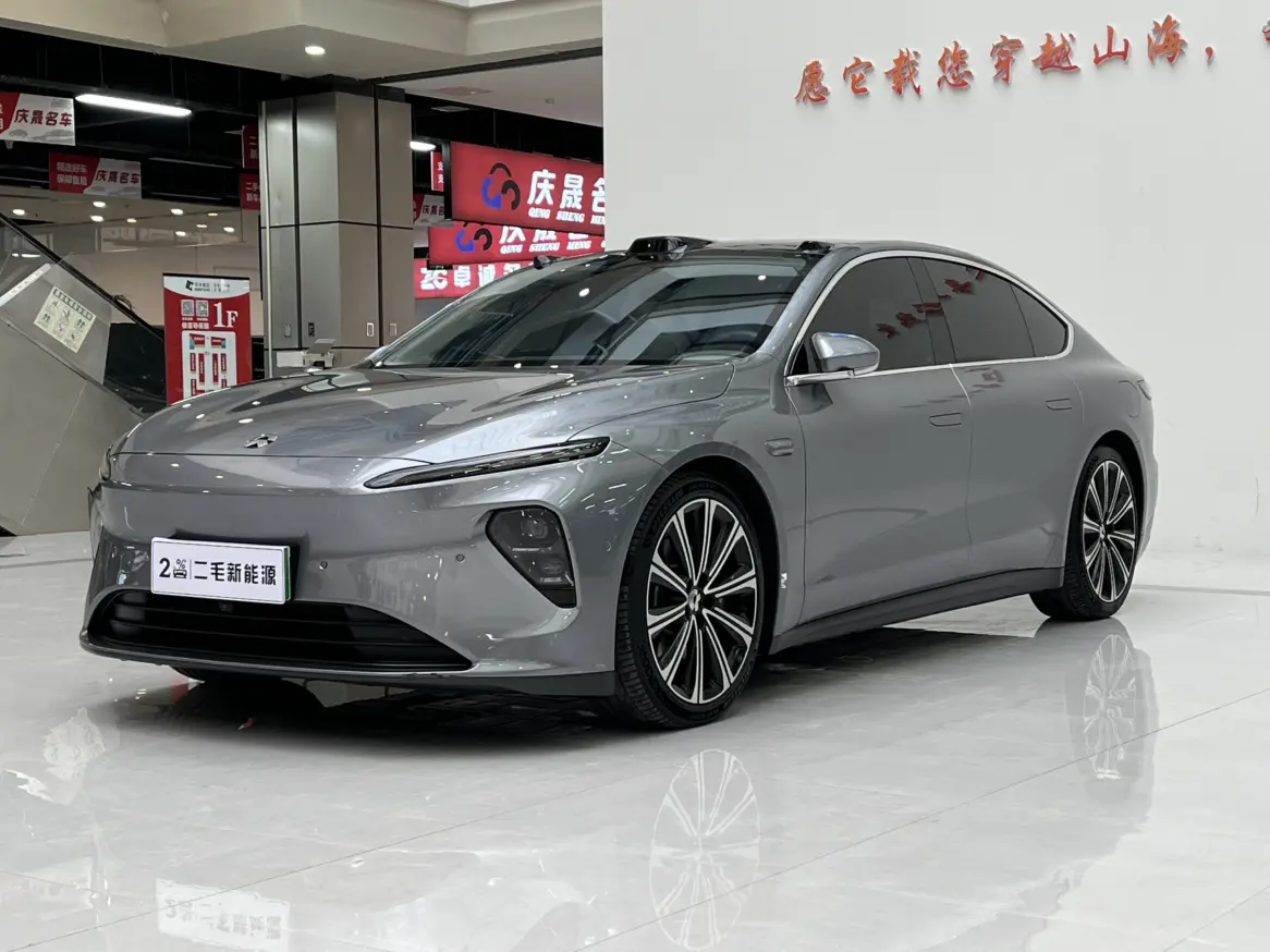 NIO ET7