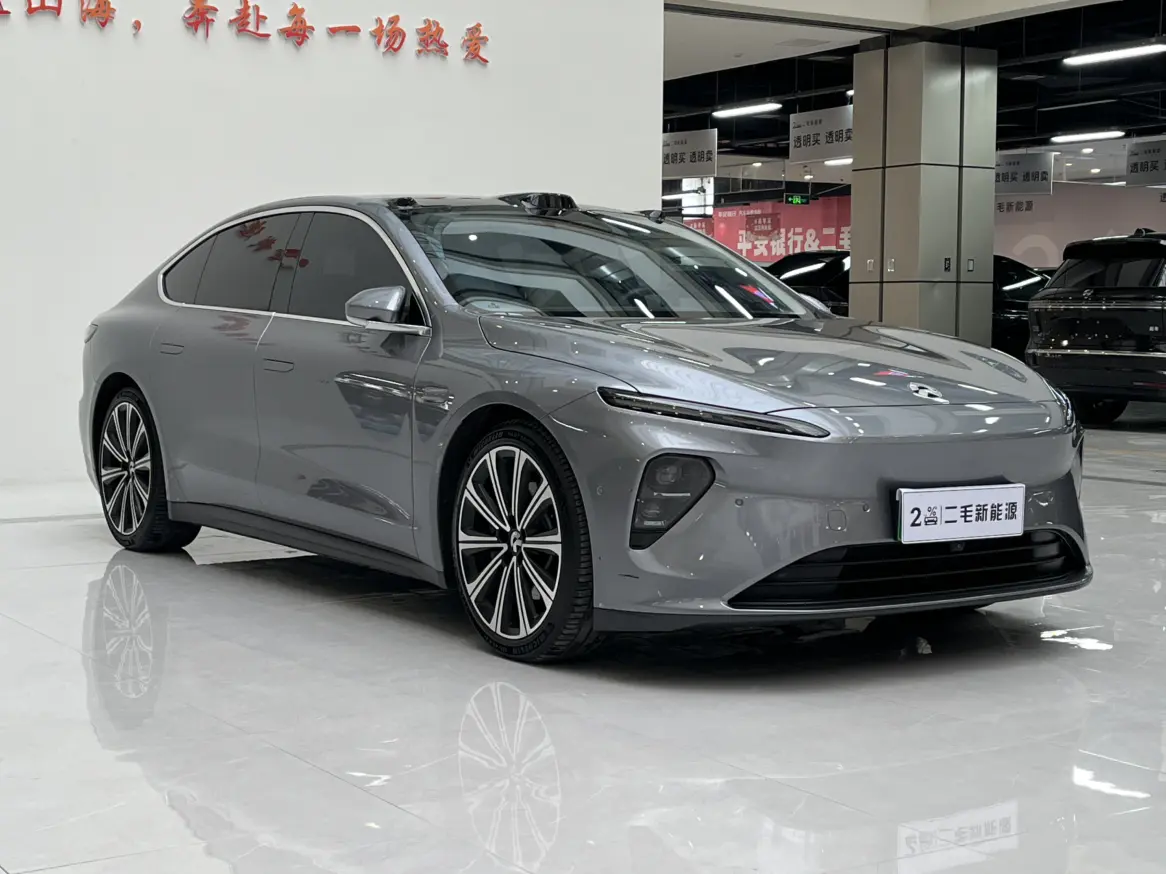 NIO ET7