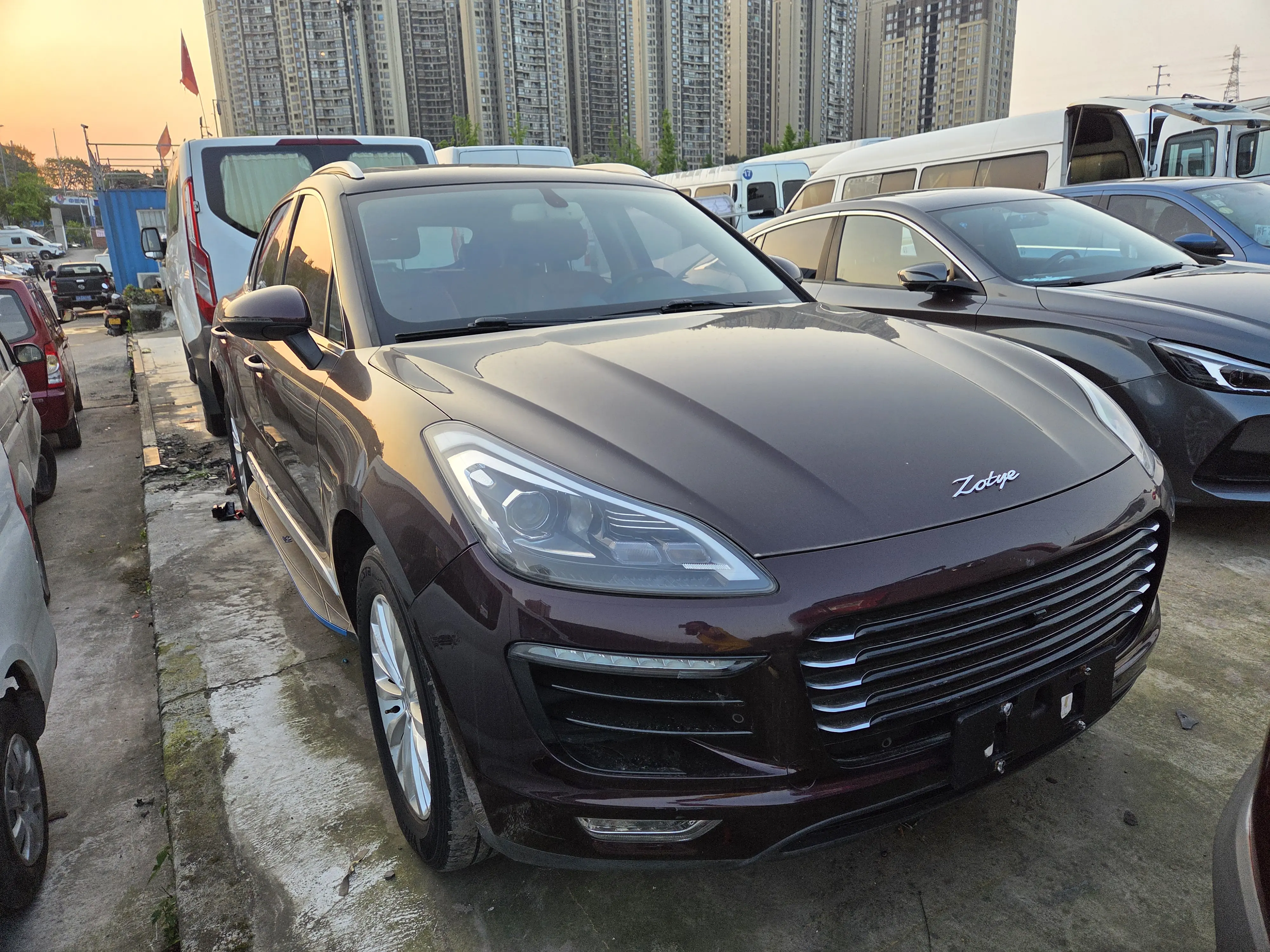 Zotye SR9