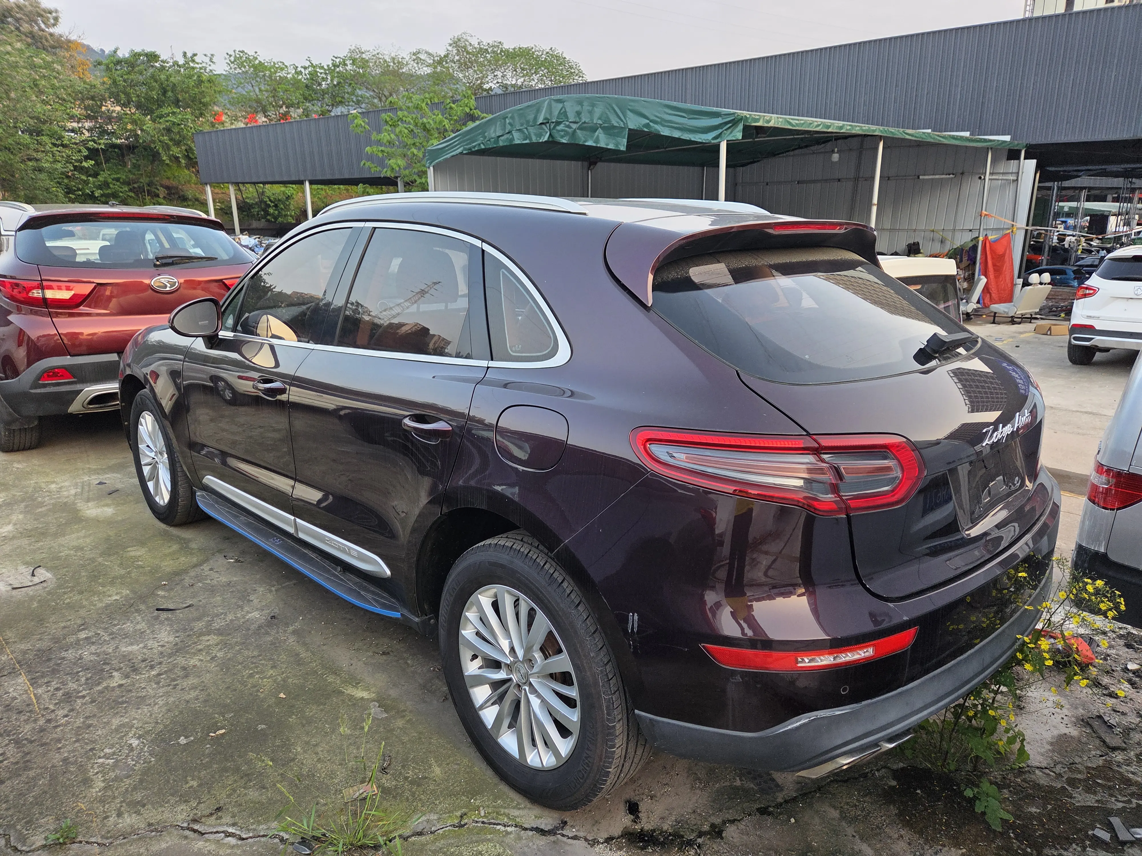 Zotye SR9
