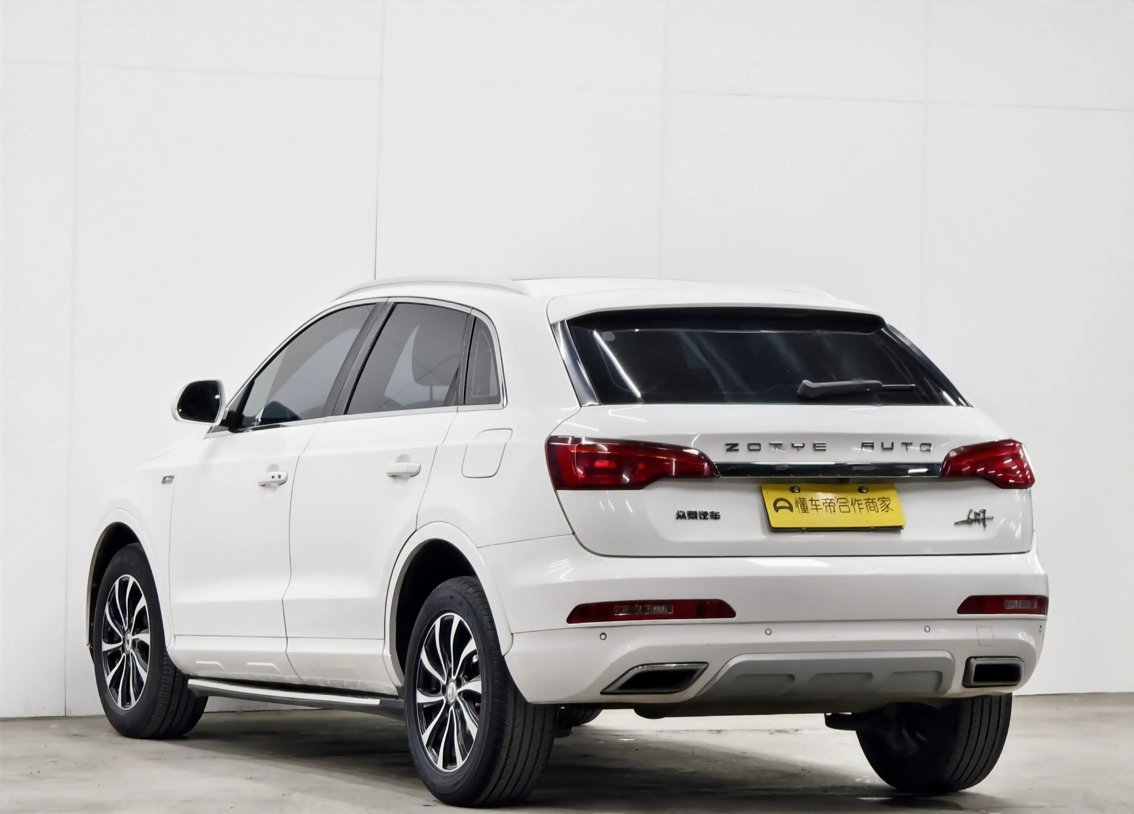 Zotye SR7