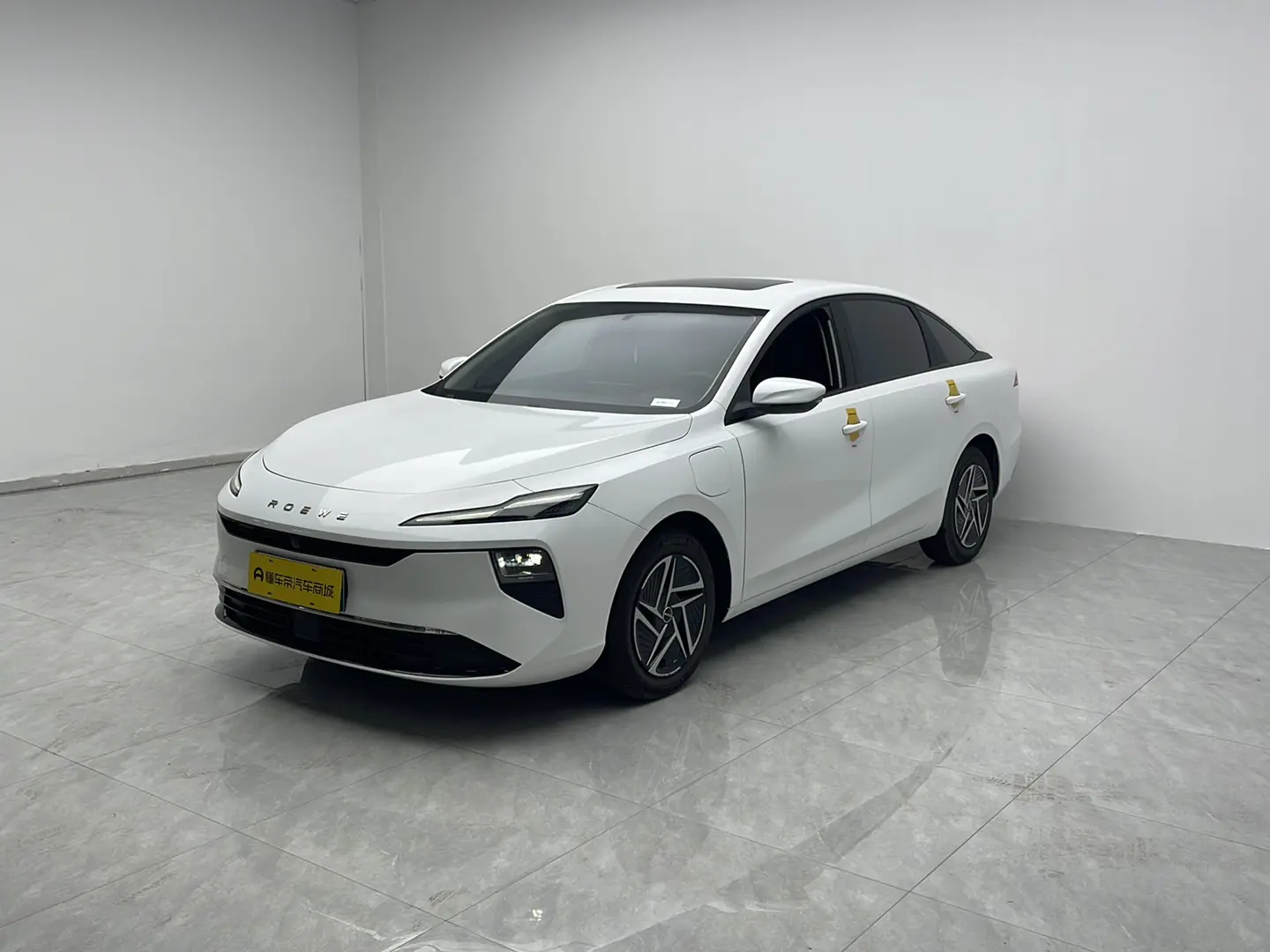 Roewe D6