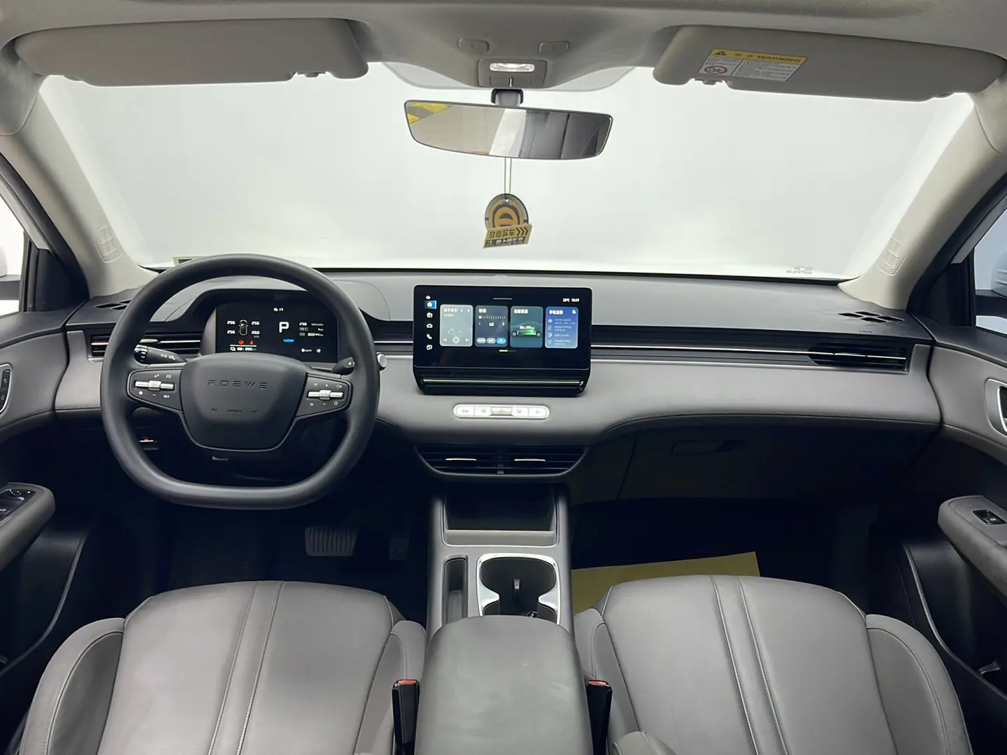 Roewe D6