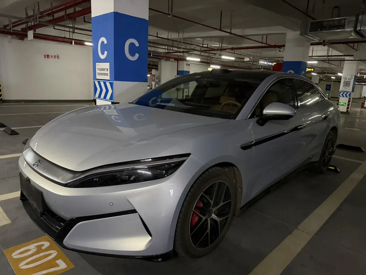 BYD Han L EV