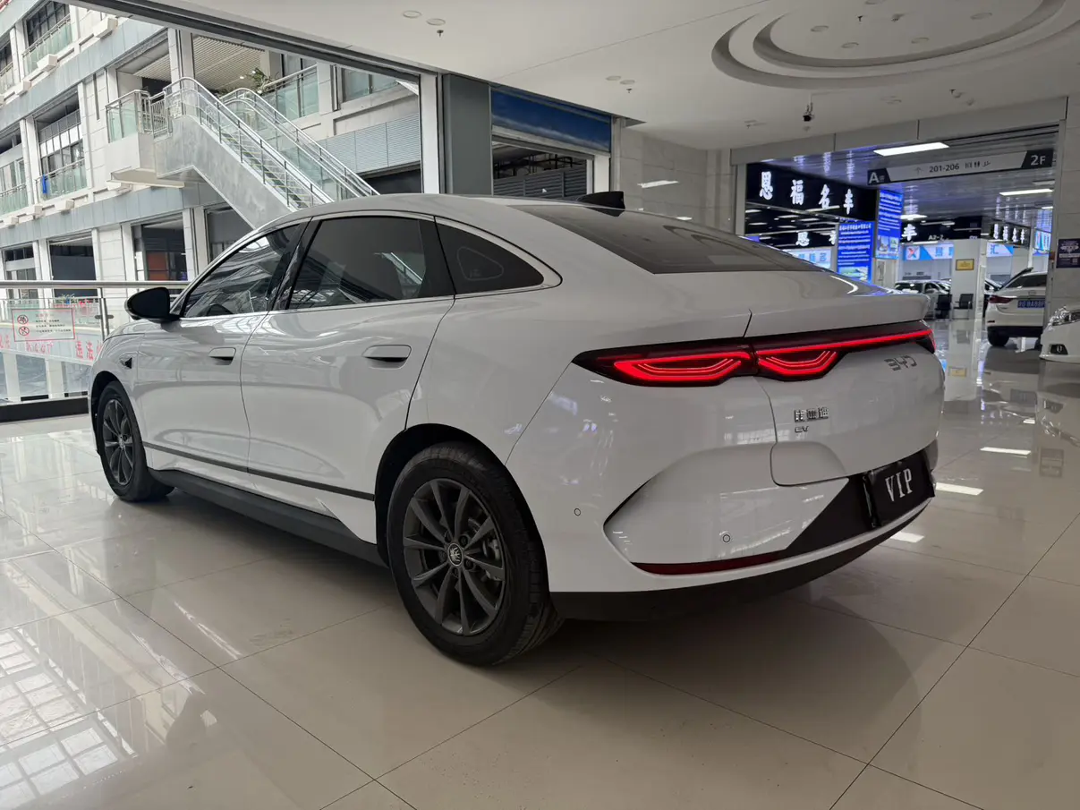 BYD Qin L EV