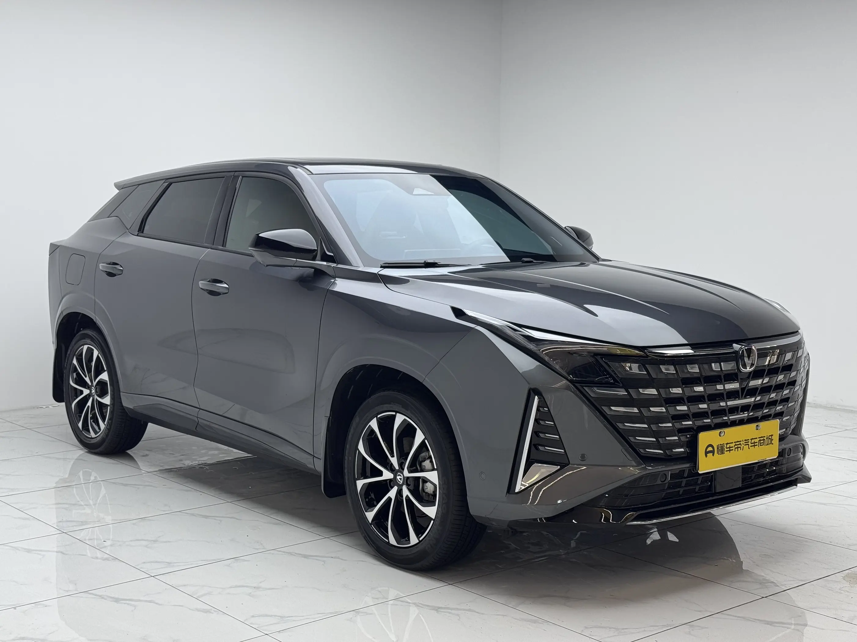 Changan UNI-Z PHEV