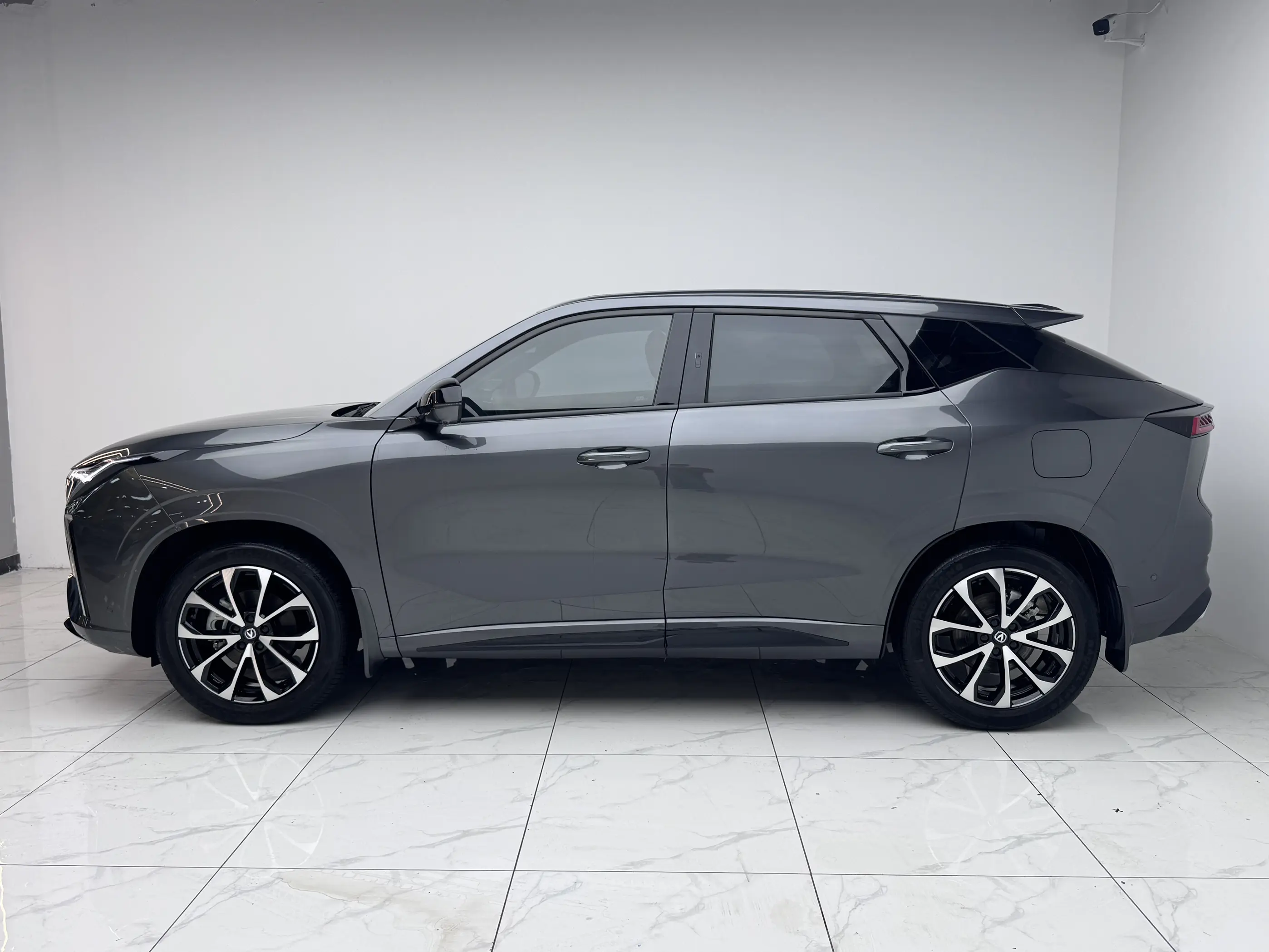 Changan UNI-Z PHEV