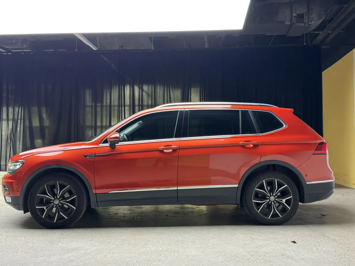 Volkswagen Tiguan L