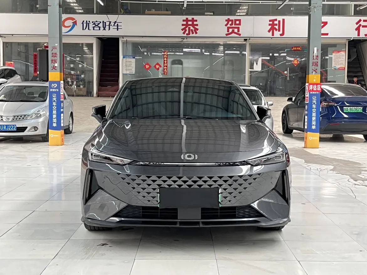 Changan Qiyuan A06 Classic