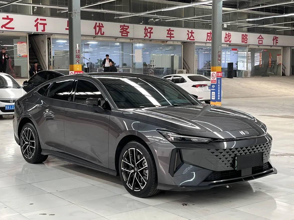 Changan Qiyuan A06 Classic