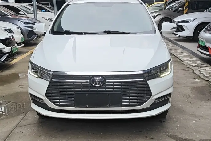 BYD QinEV