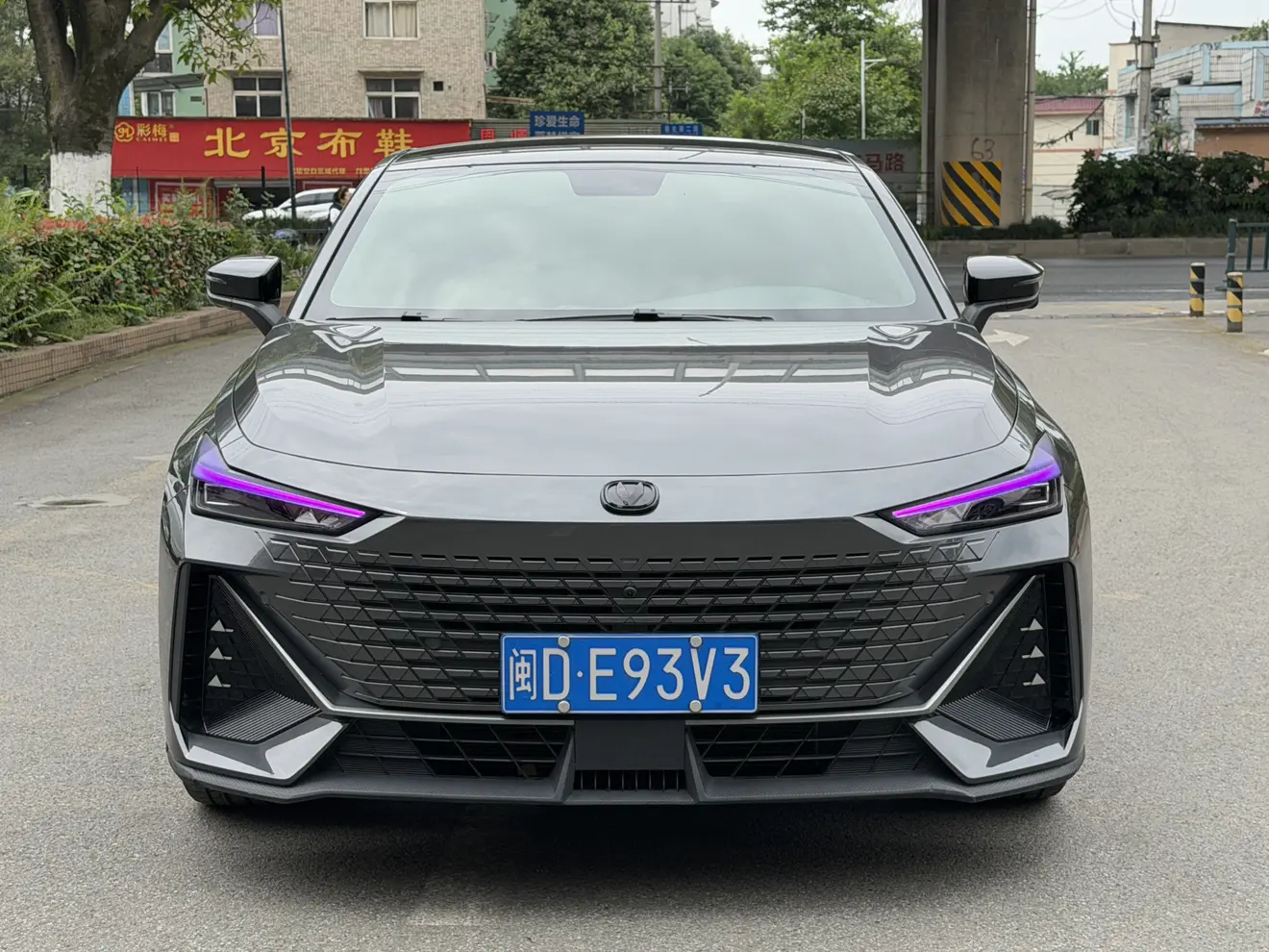 Changan UNI-V