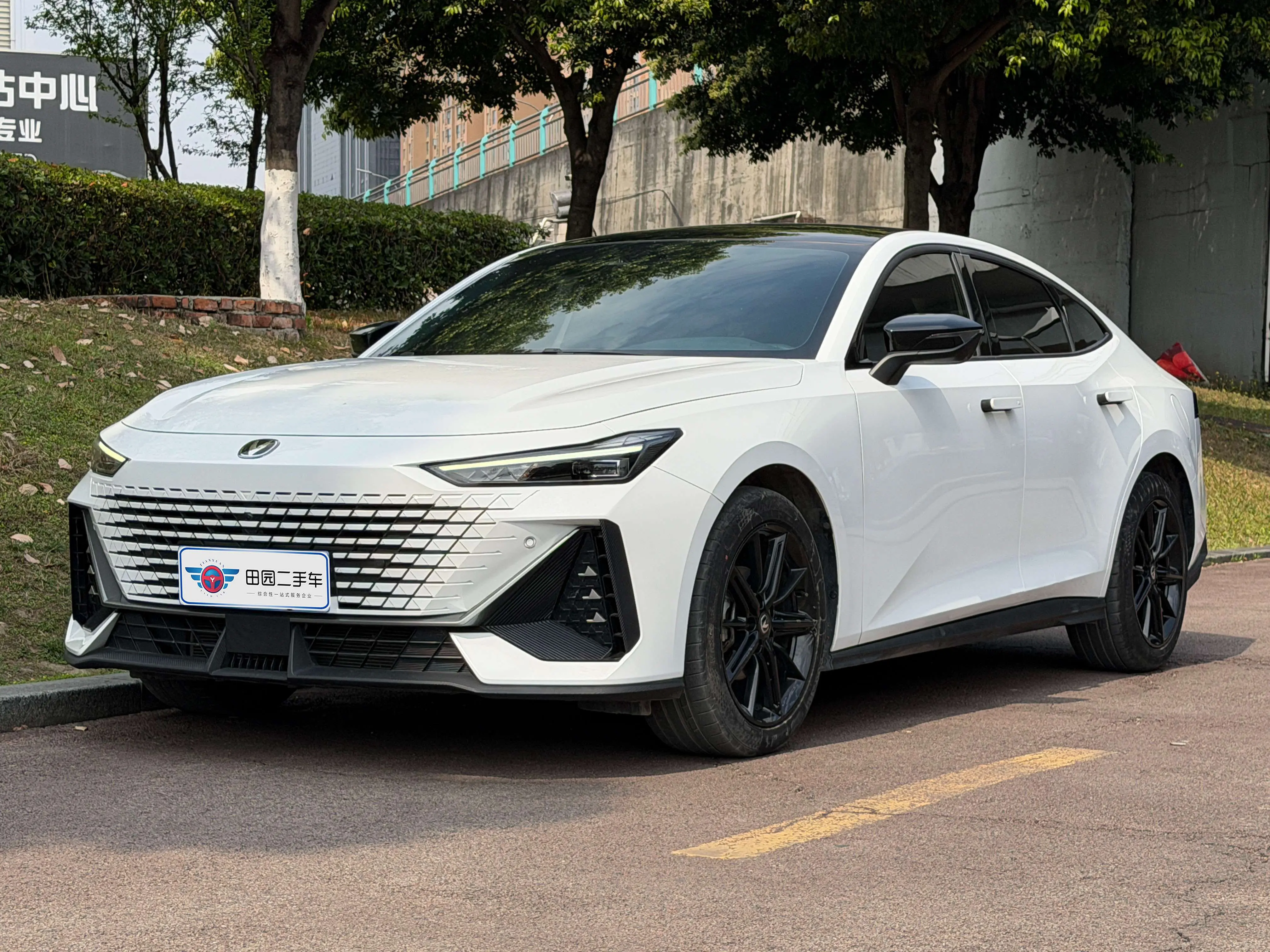 Changan UNI-V