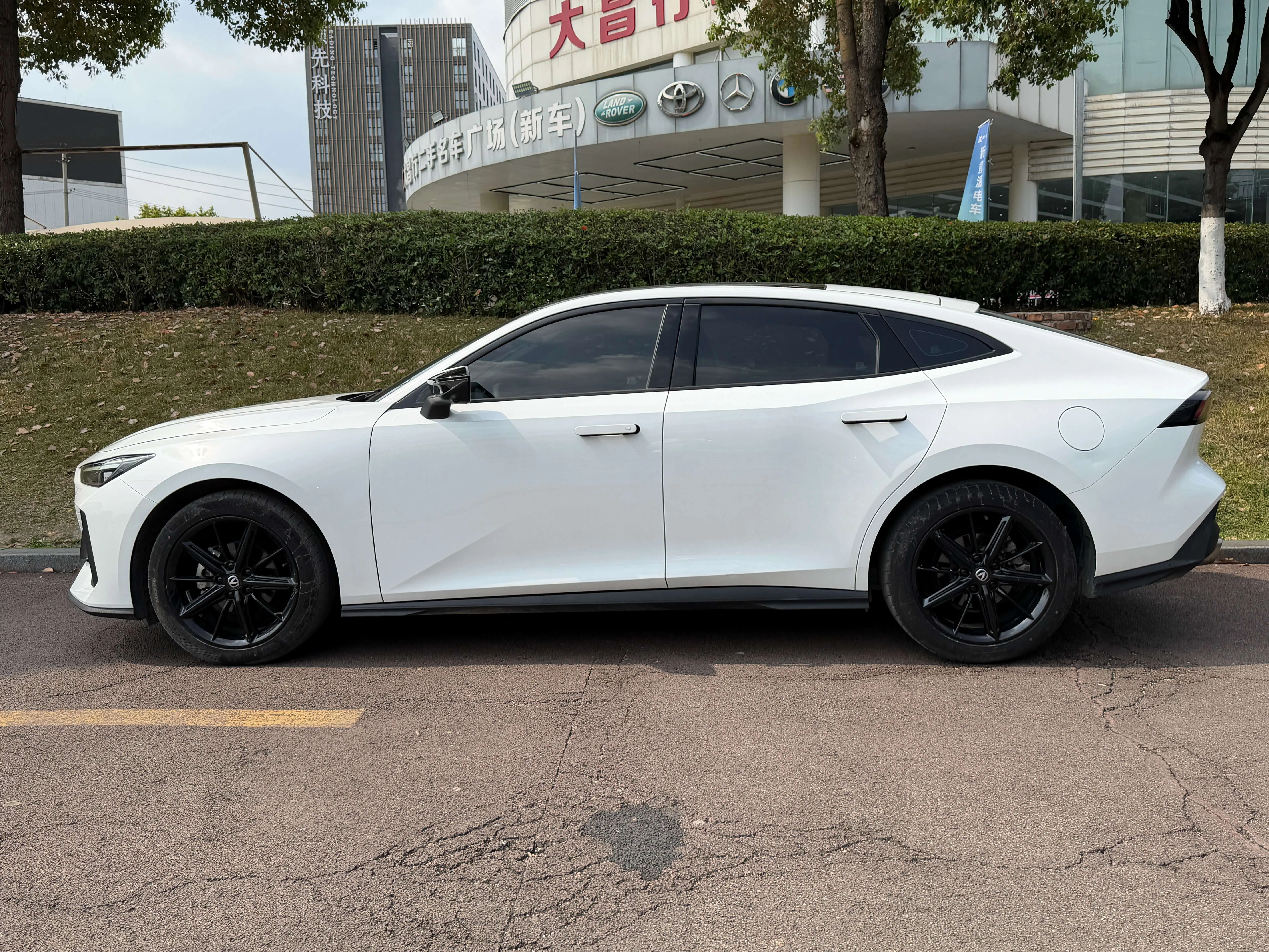 Changan UNI-V