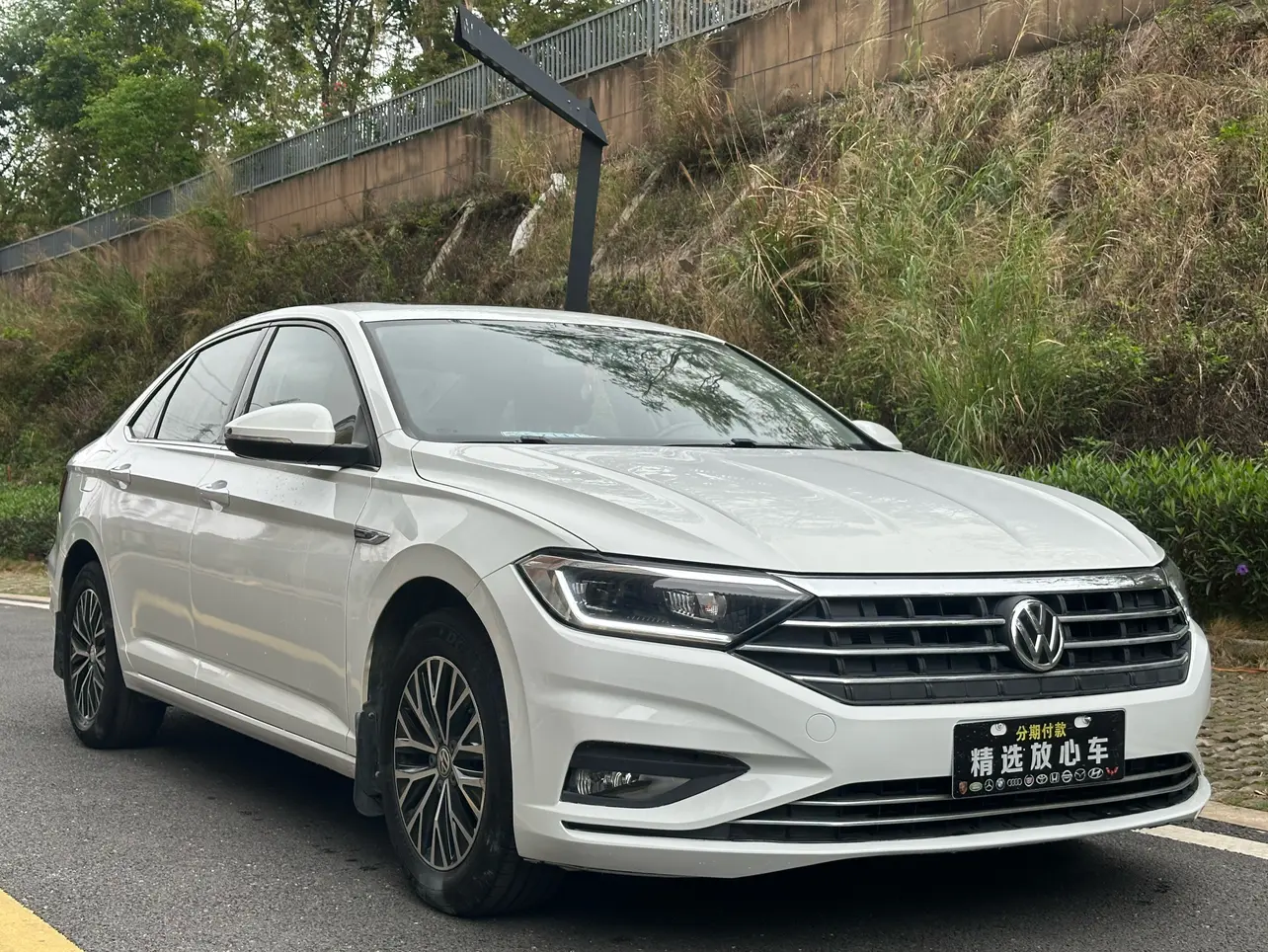 Volkswagen Sagitar