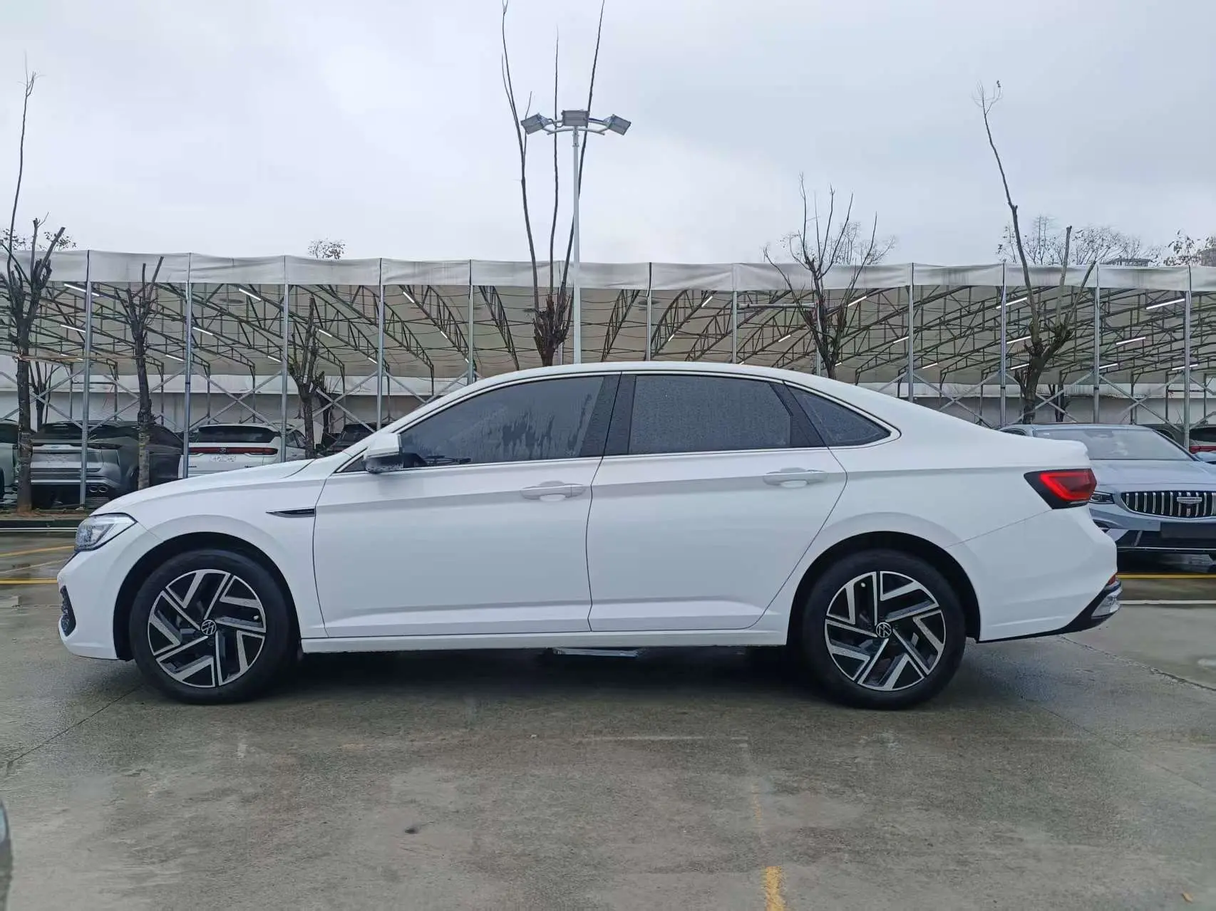 Volkswagen Sagitar