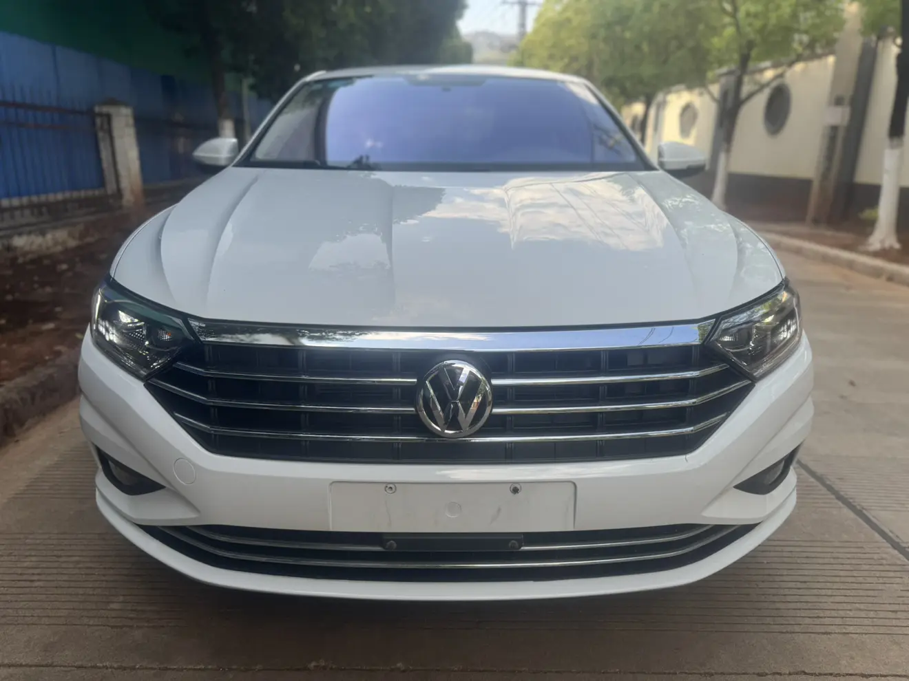 Volkswagen Sagitar