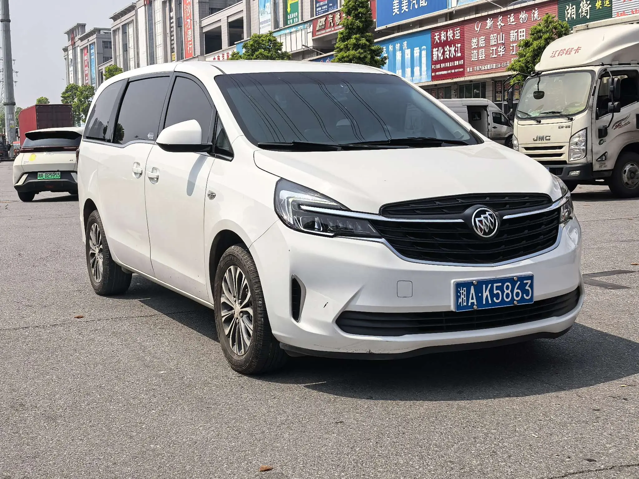 Buick GL8