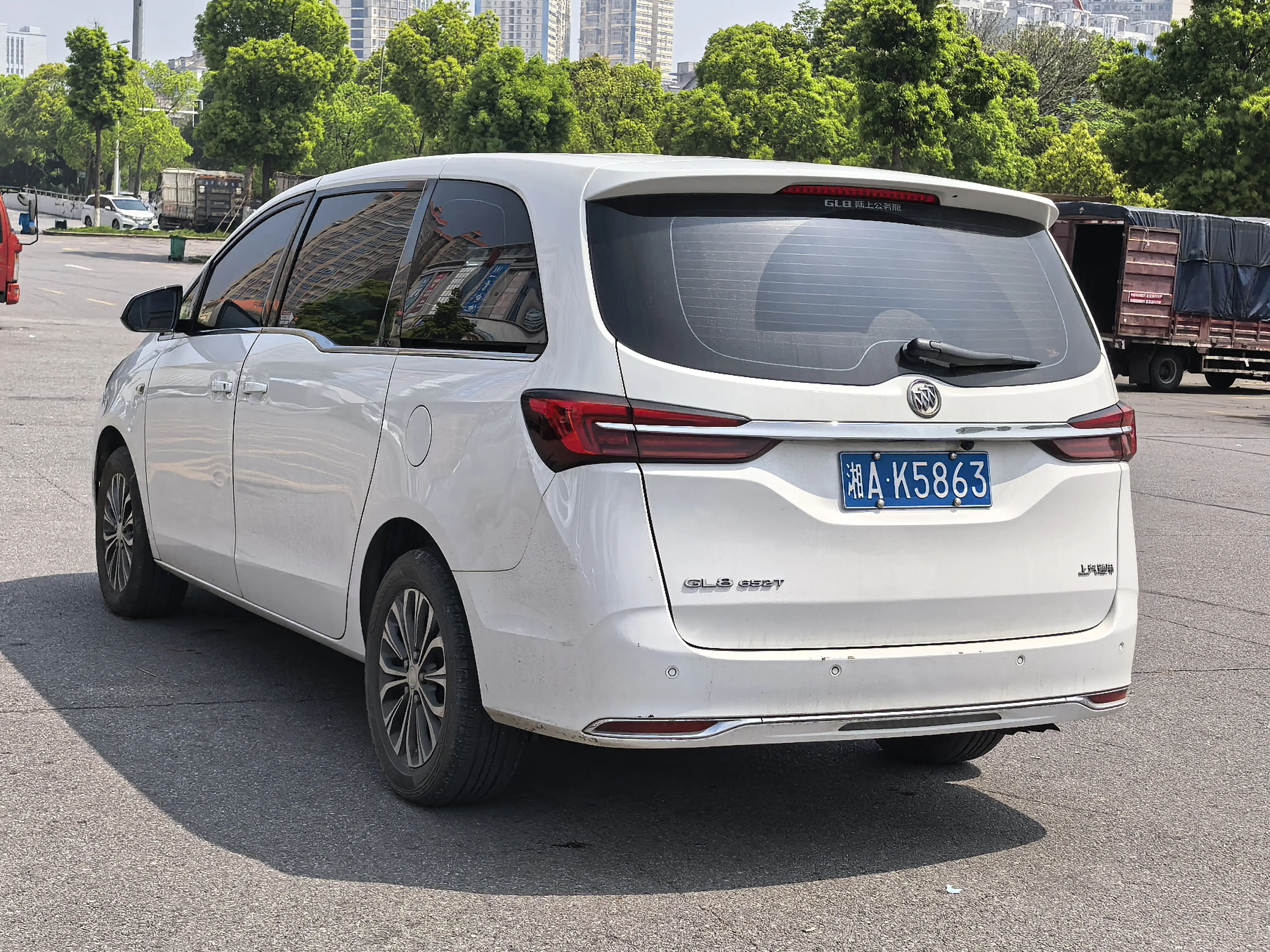 Buick GL8