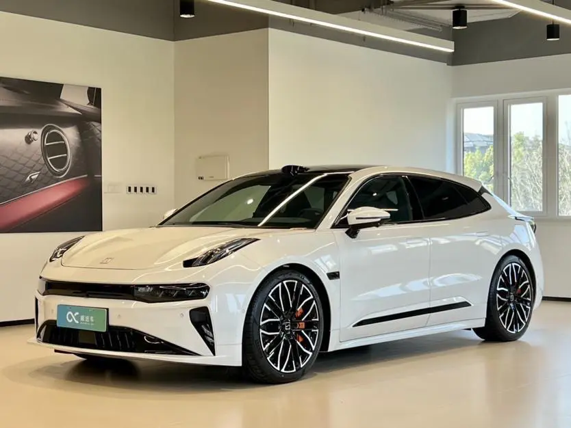 ZEEKR 001