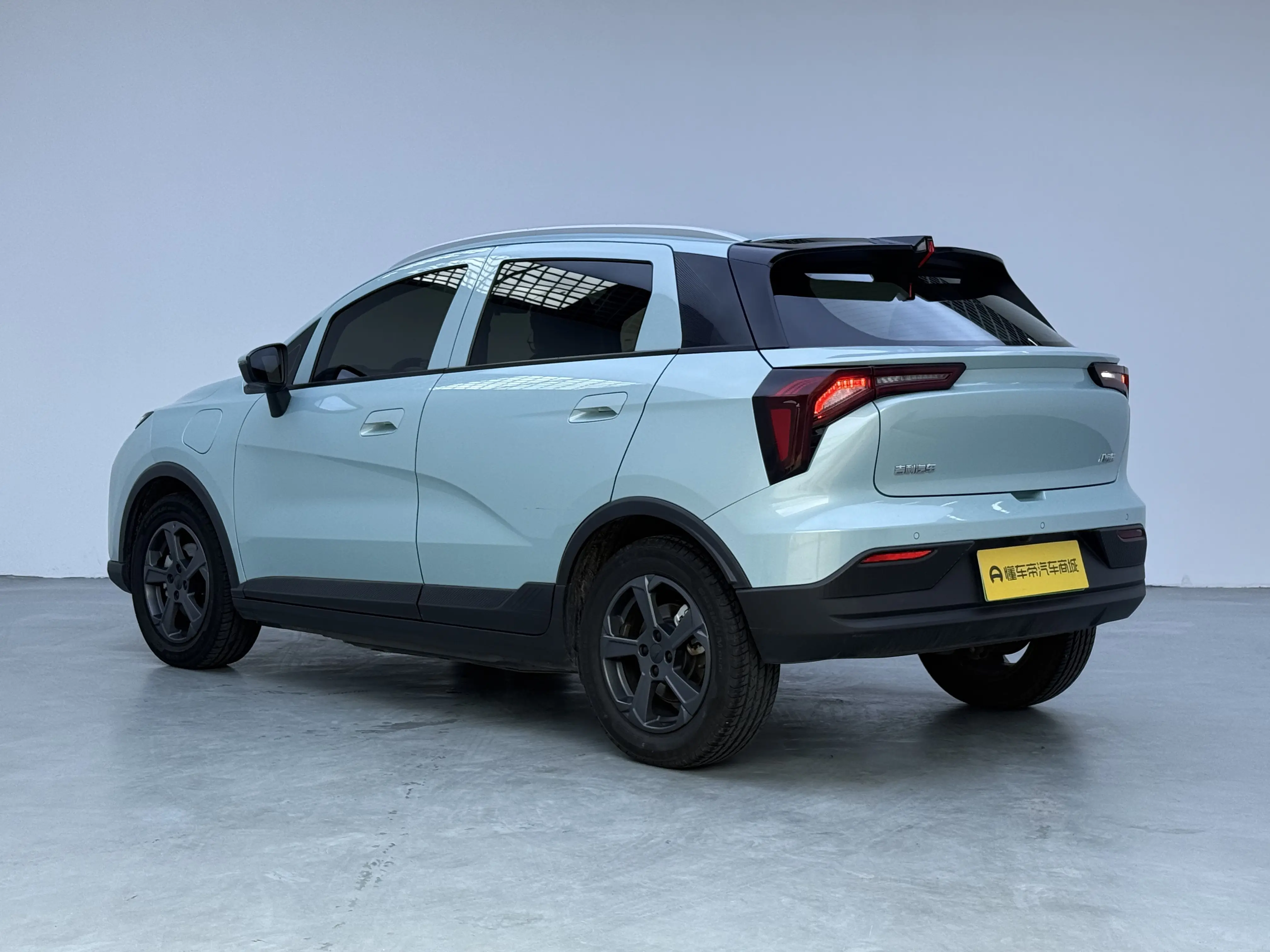 Geely Geometry E Firefly