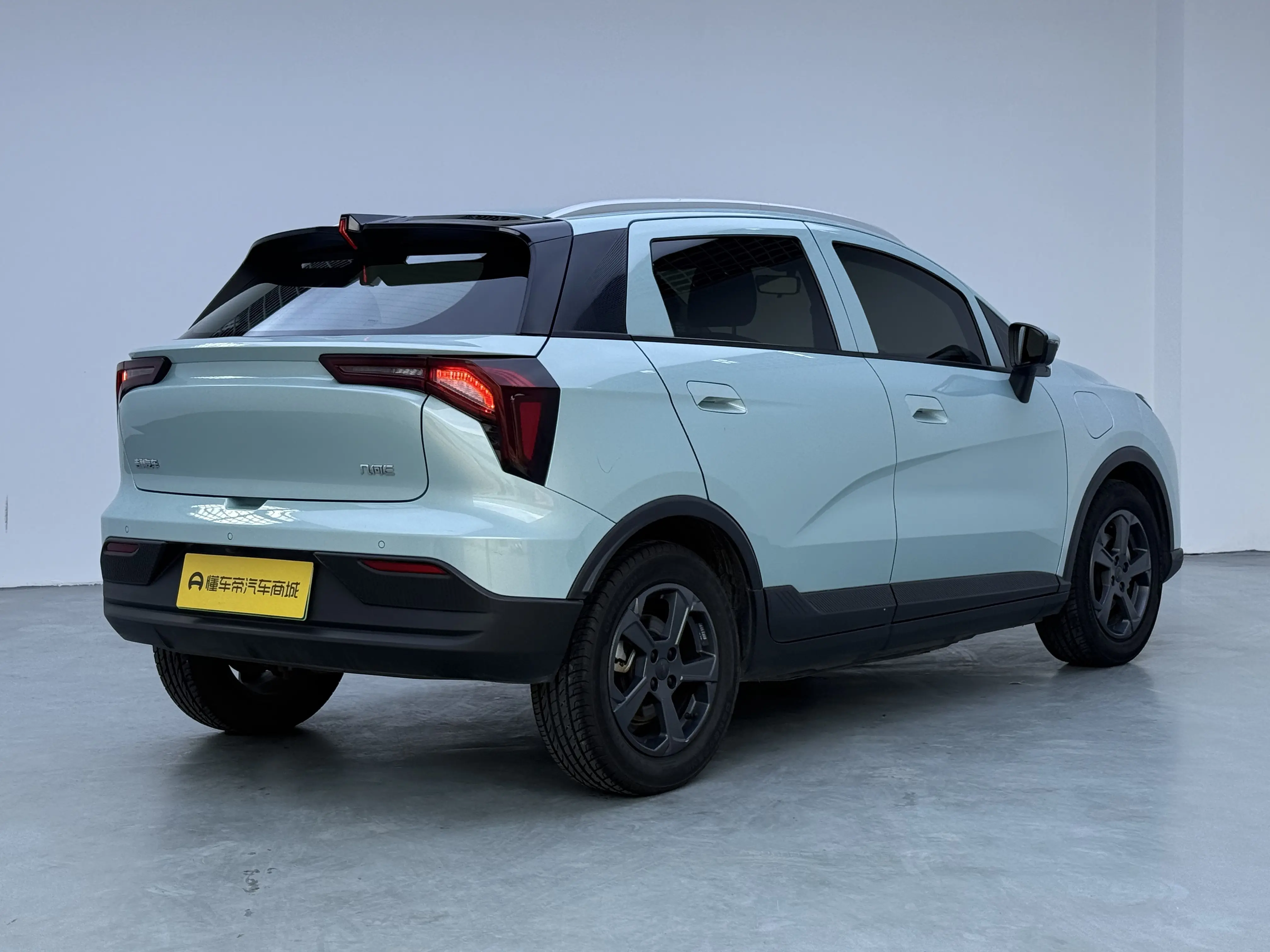 Geely Geometry E Firefly