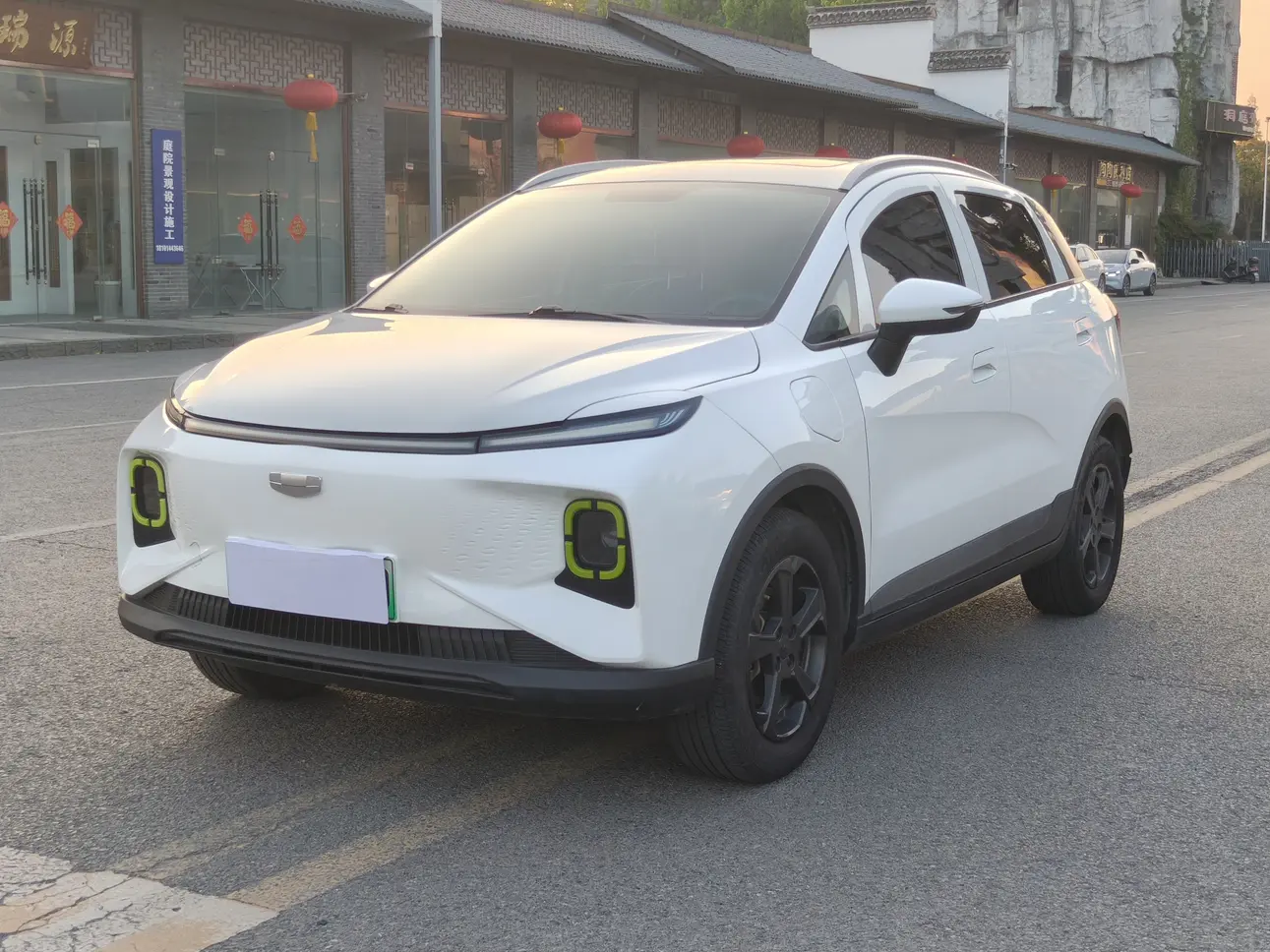 Geely Geometry E Firefly