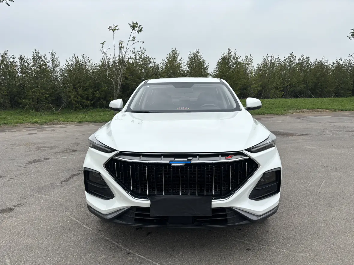 Oshan Changan Auchan X5
