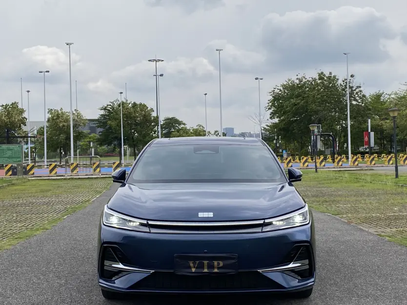 Geely Galaxy A7 EM