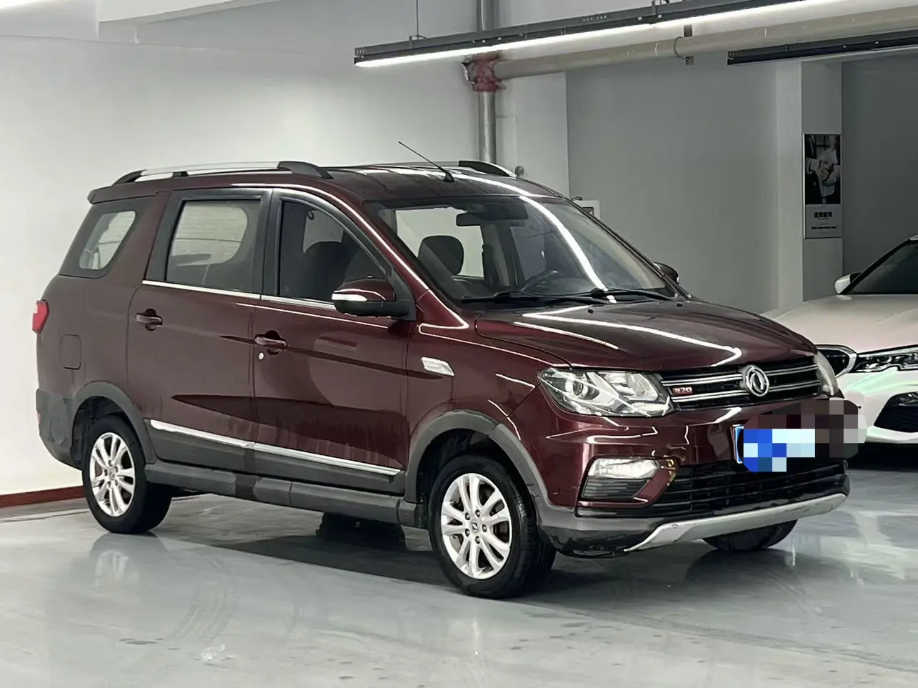 Dongfeng Fengon 370