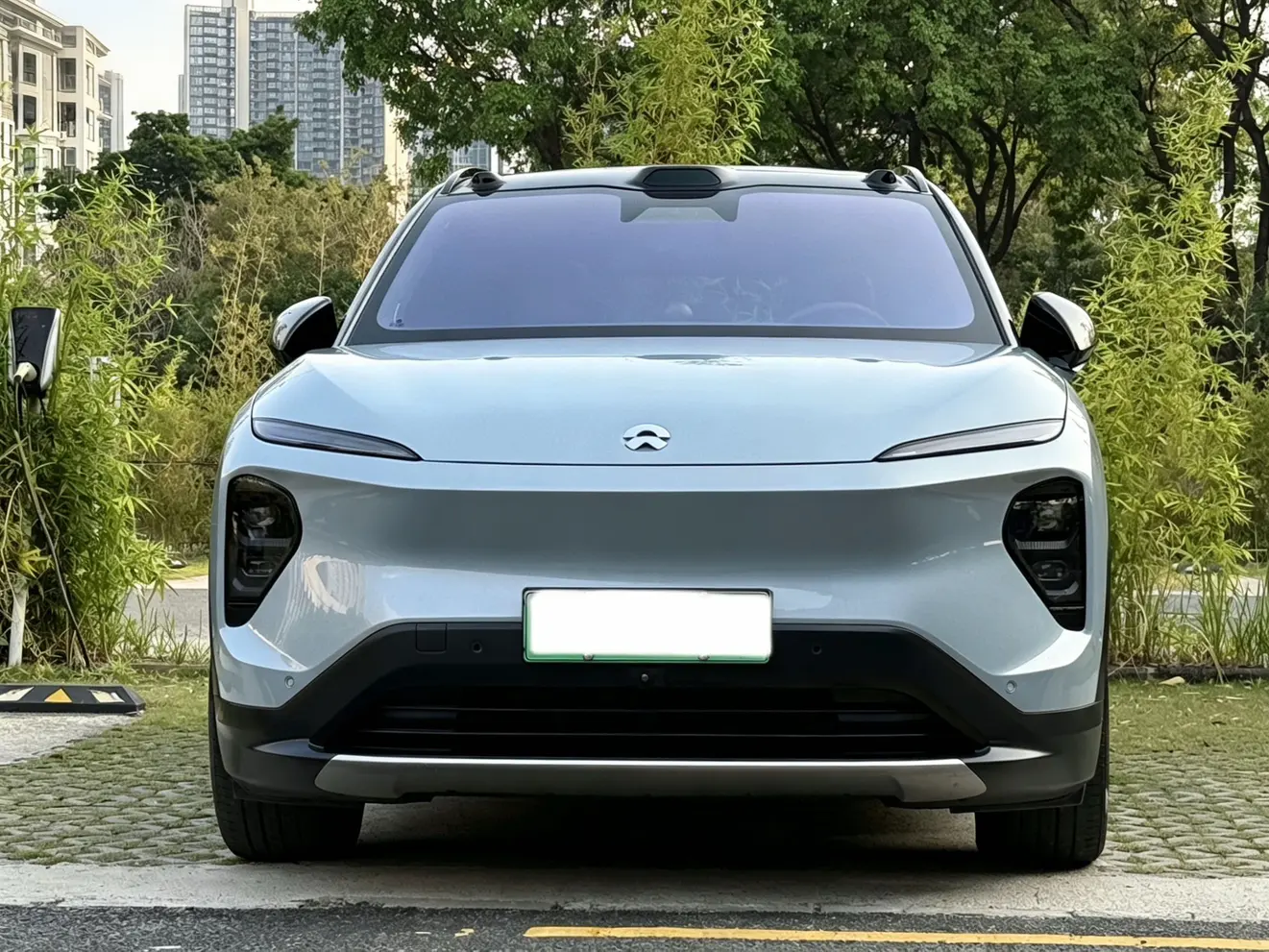 NIO ES7