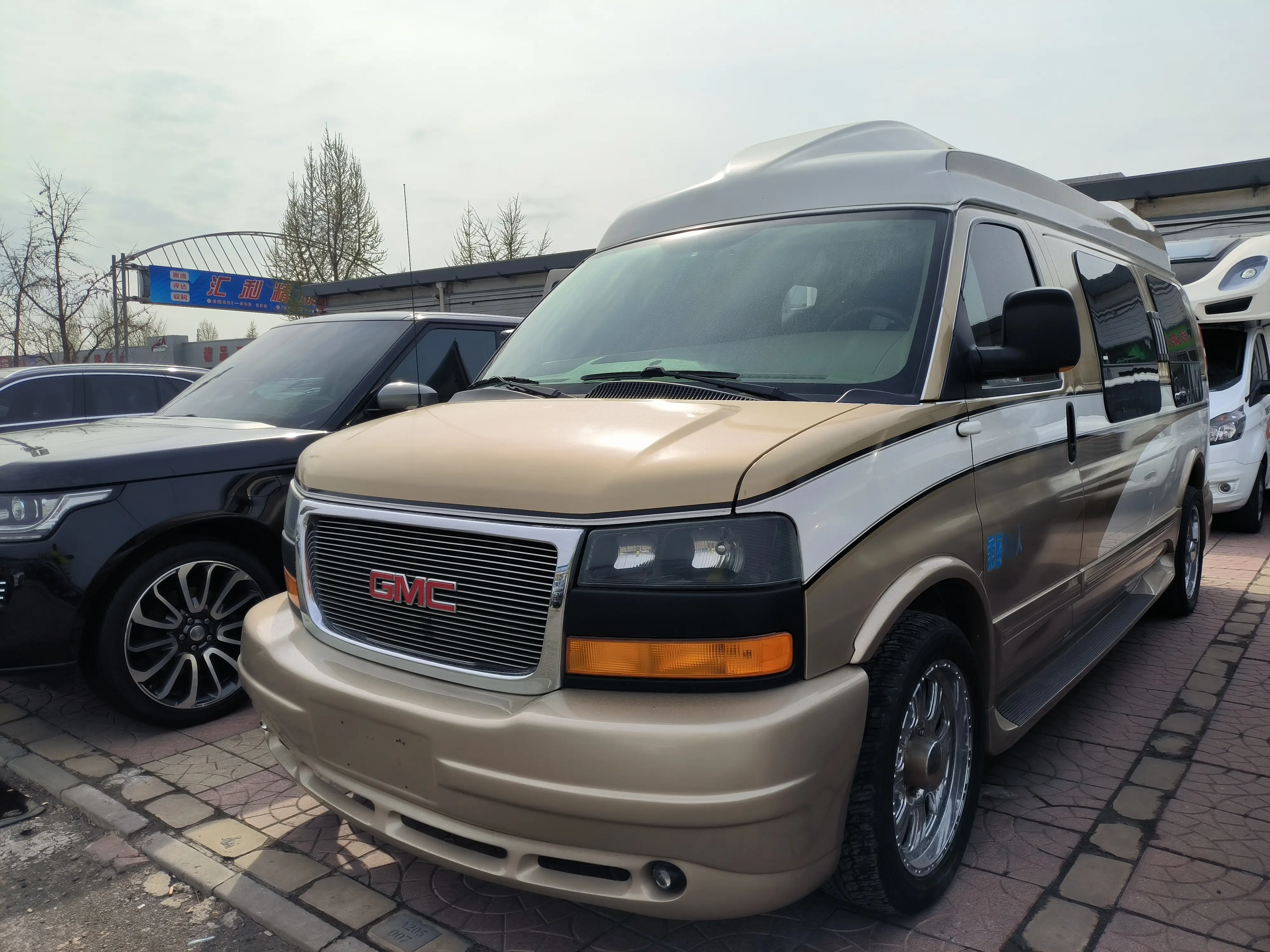 GMC SAVANA