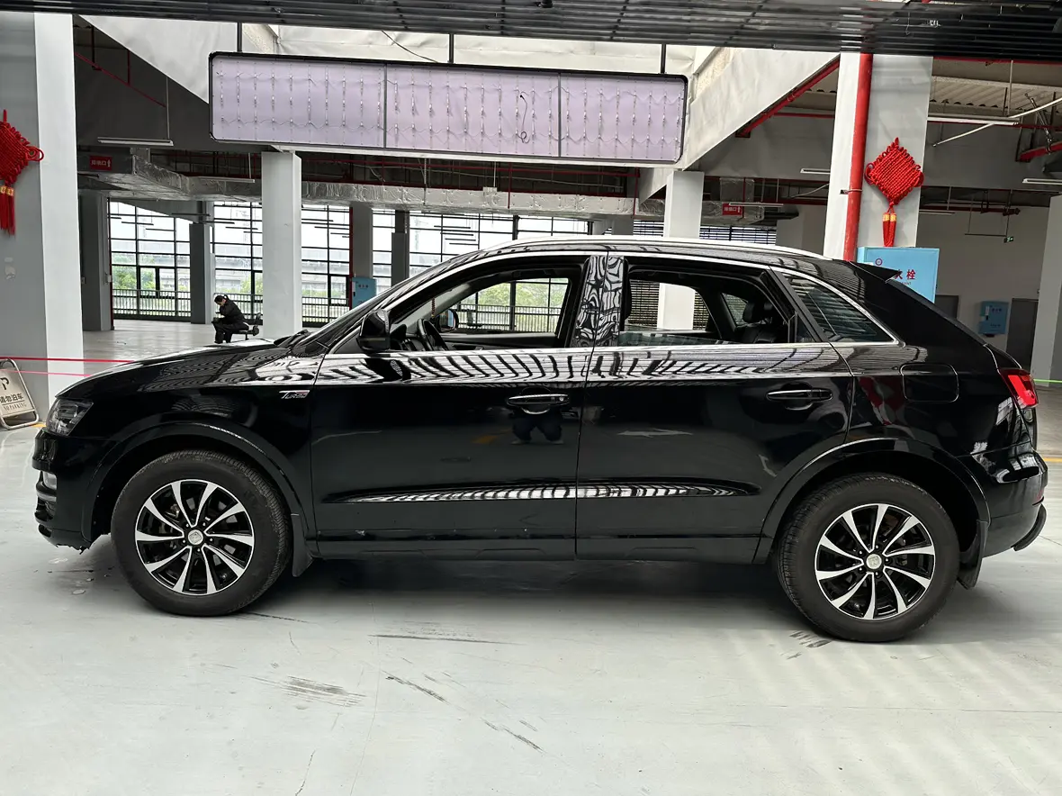 Zotye SR7