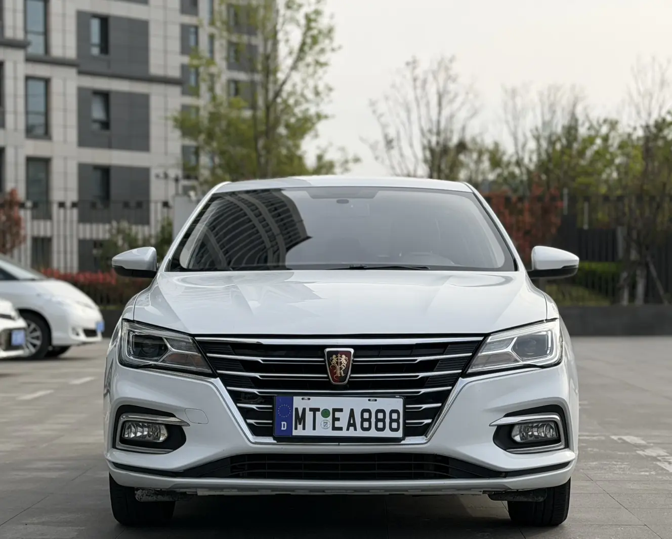 Roewe i5