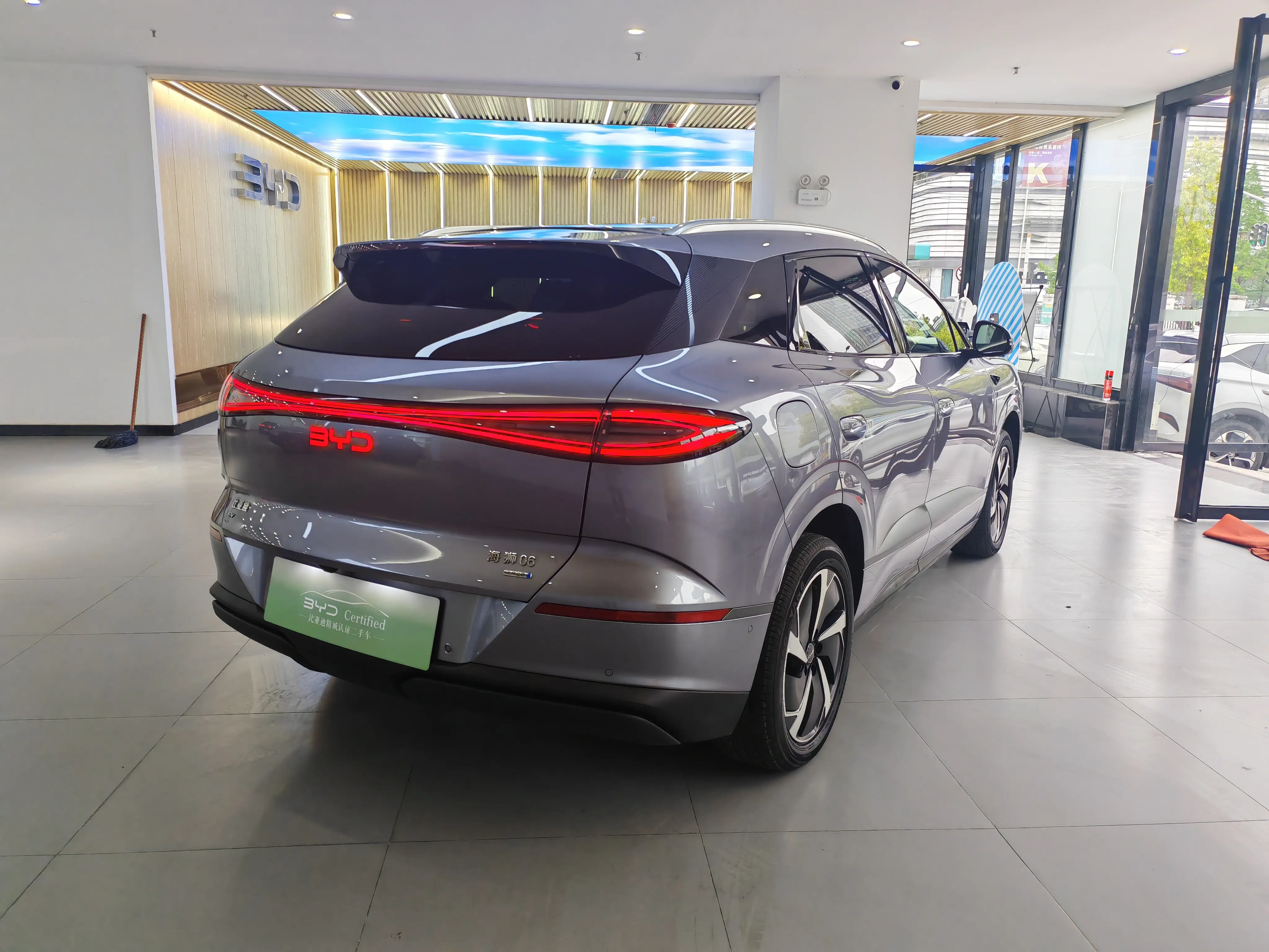 BYD Sea Lion 06EV