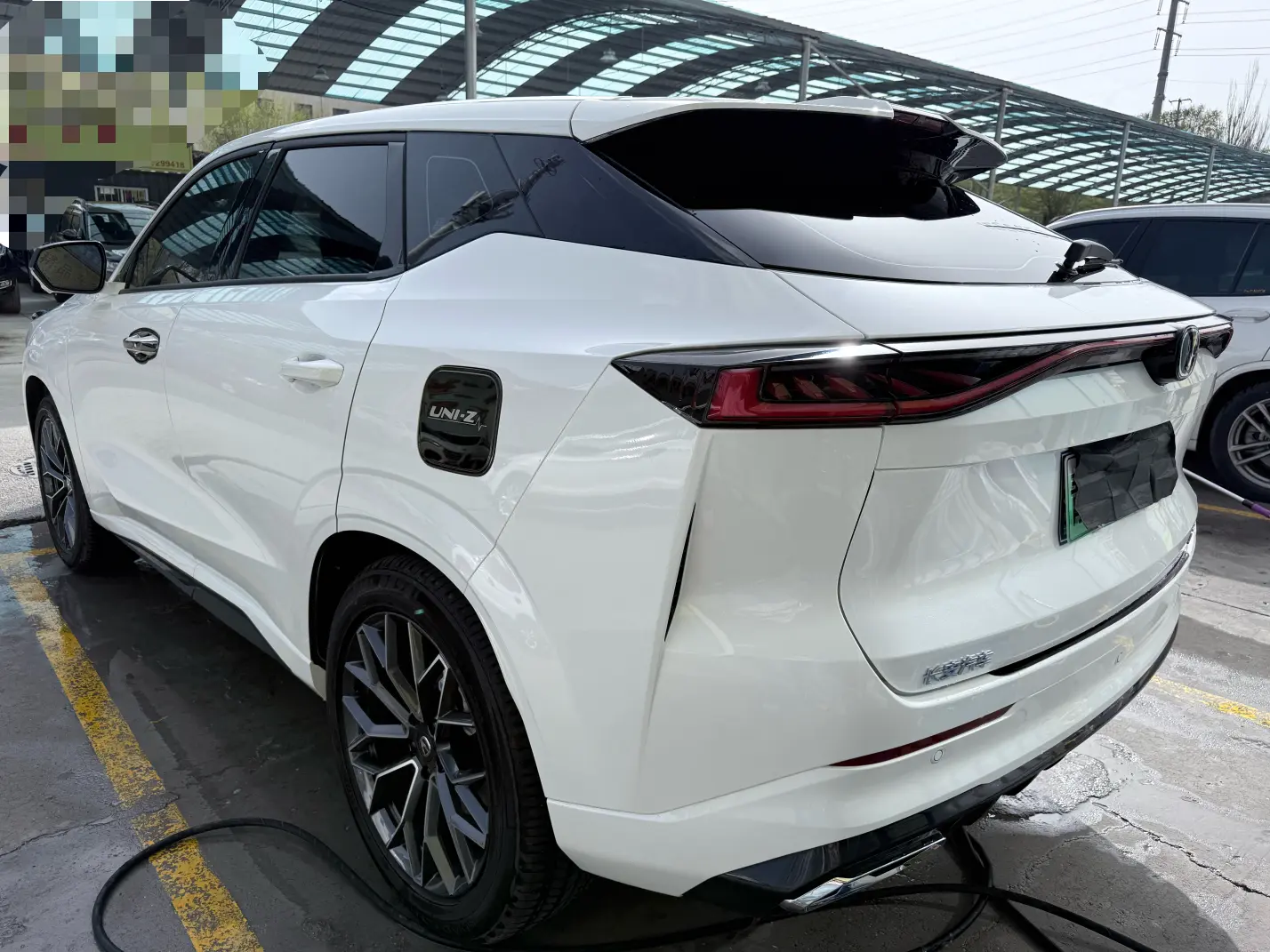 Changan UNI-Z PHEV