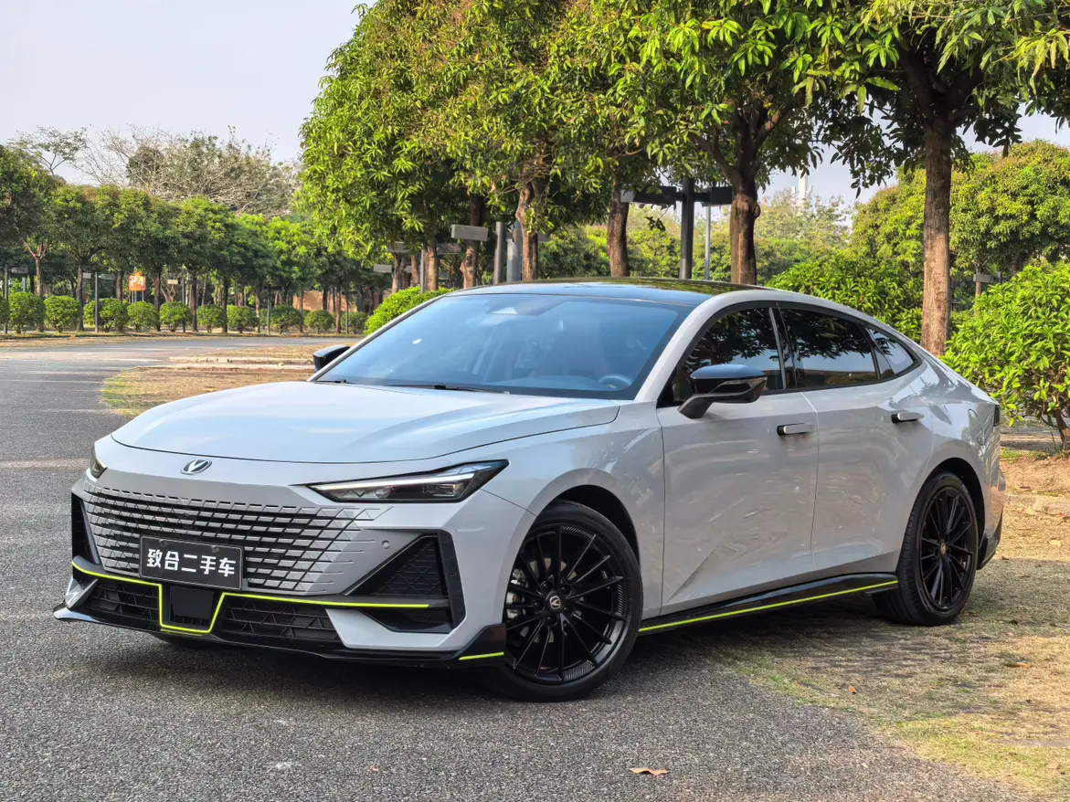 Changan UNI-V